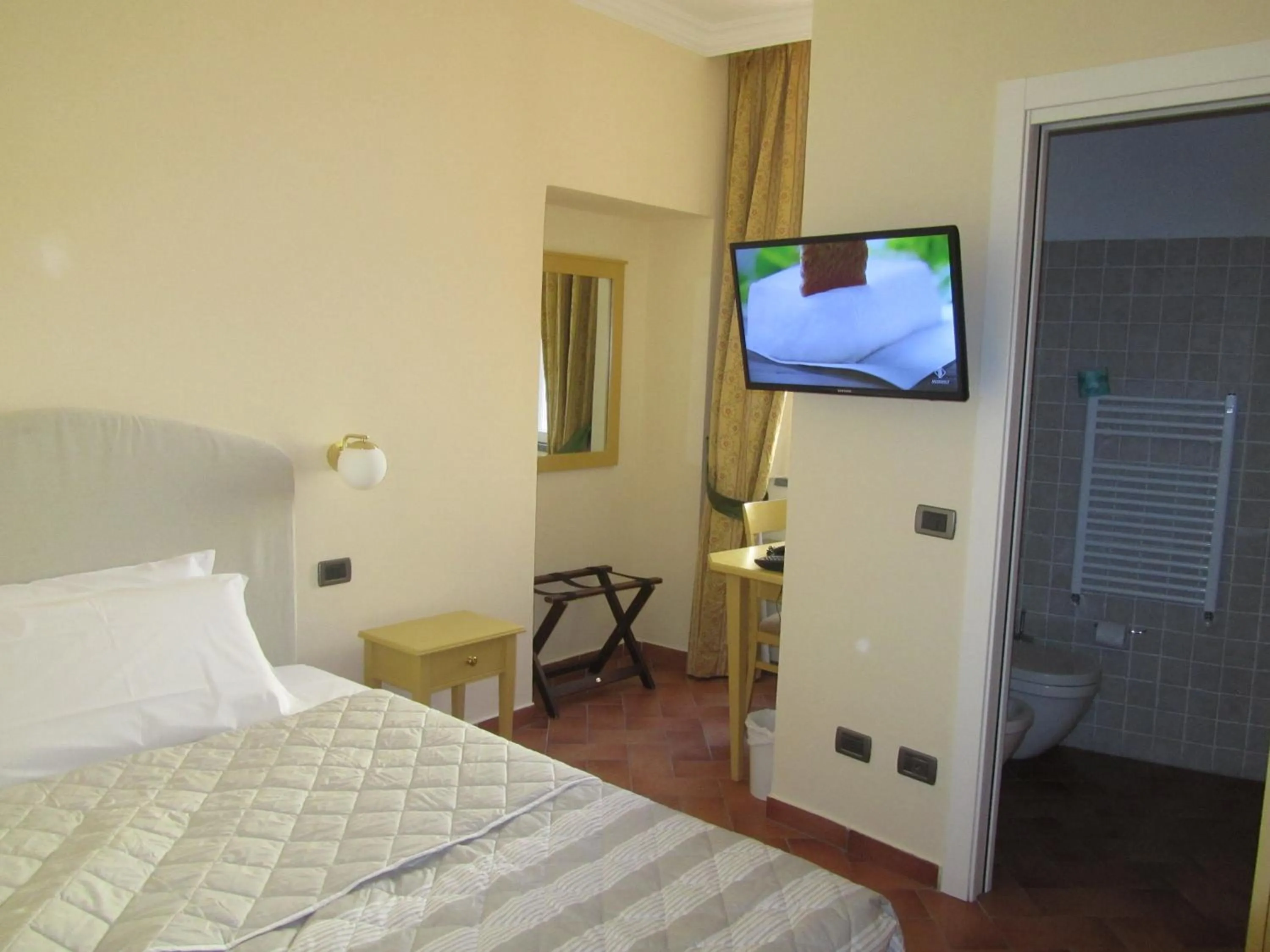 Breakfast, Bed in Hotel Borgovico