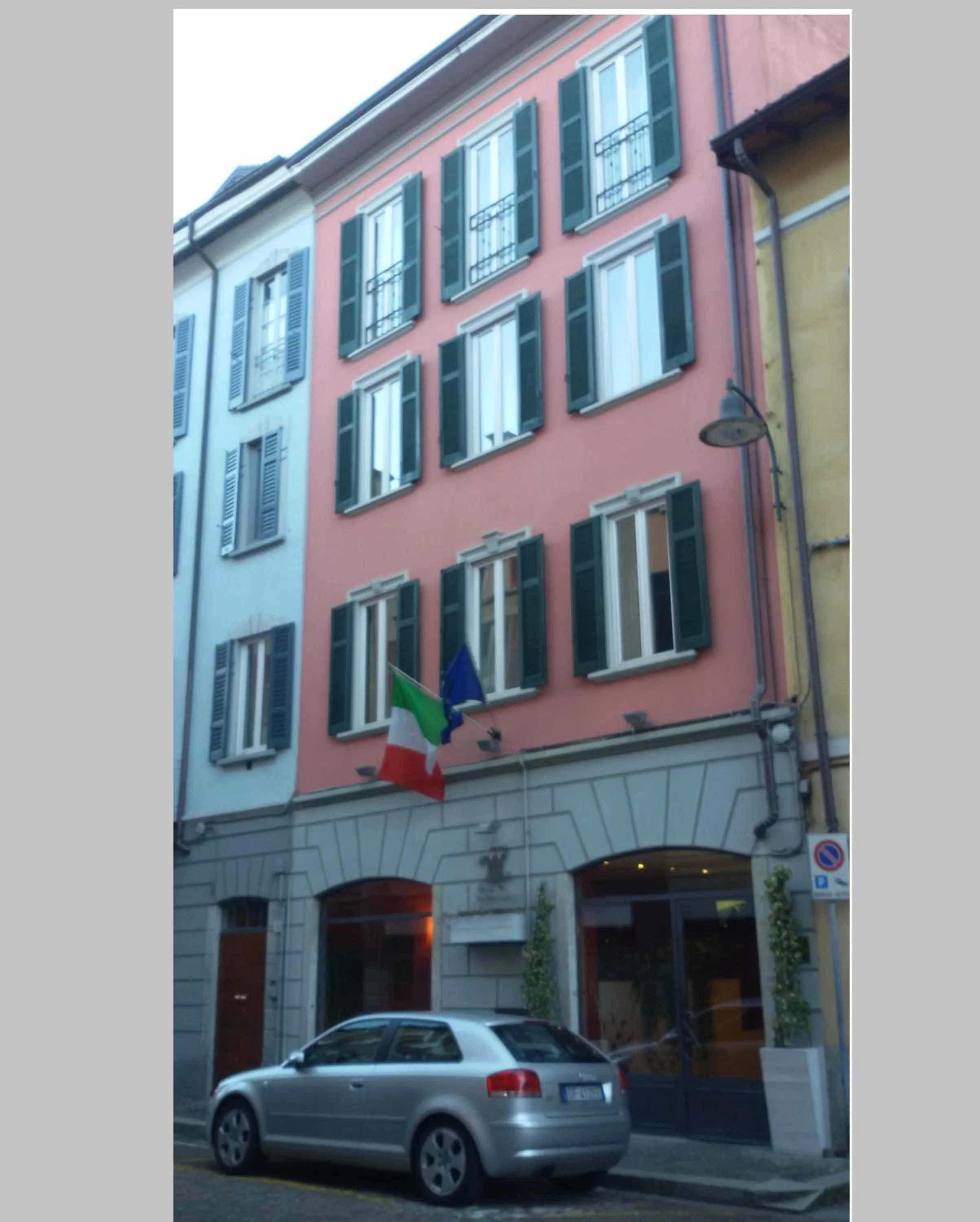 Facade/entrance in Hotel Borgovico
