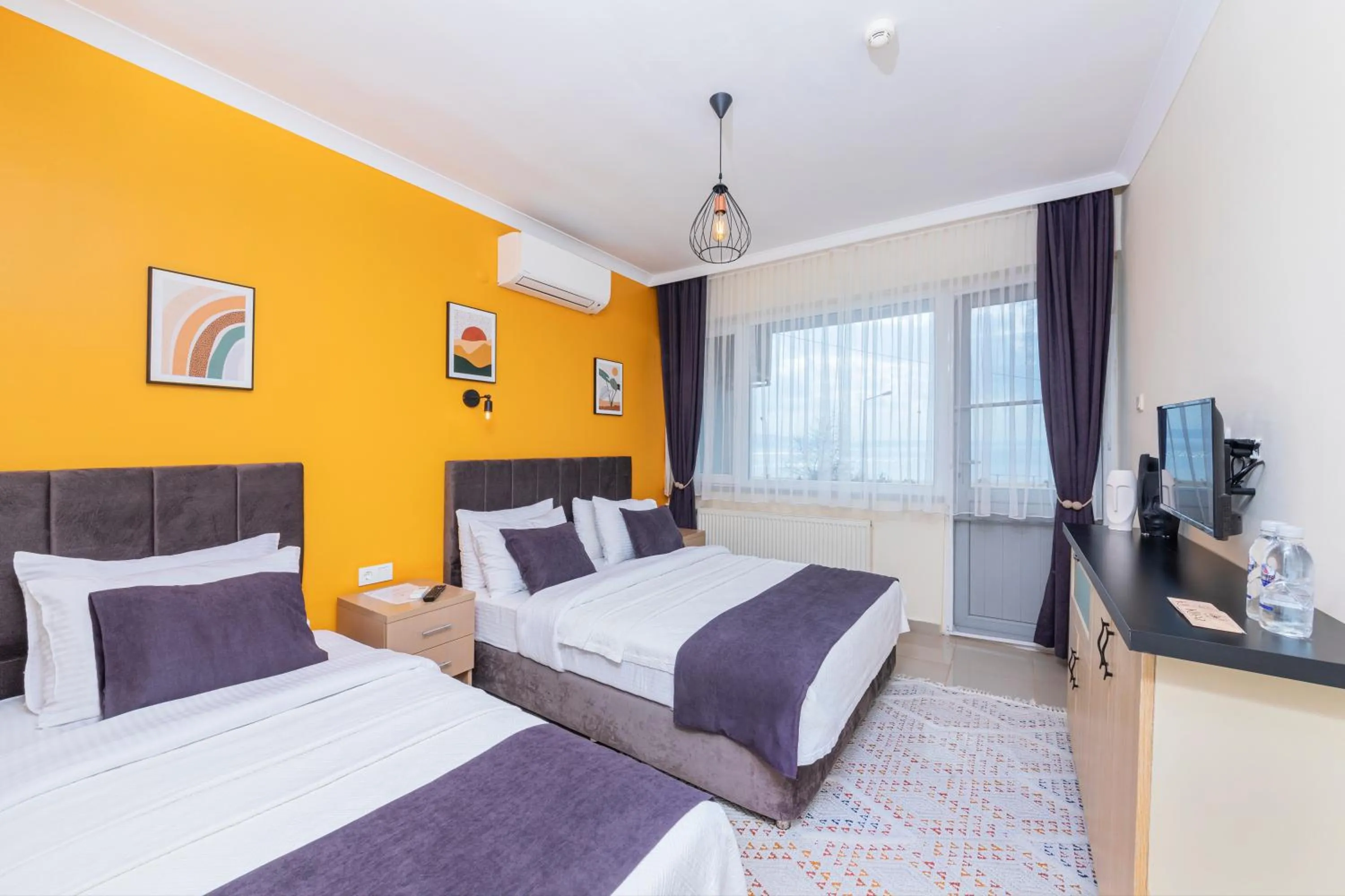 Bed in KİRAZ BEACH OTEL