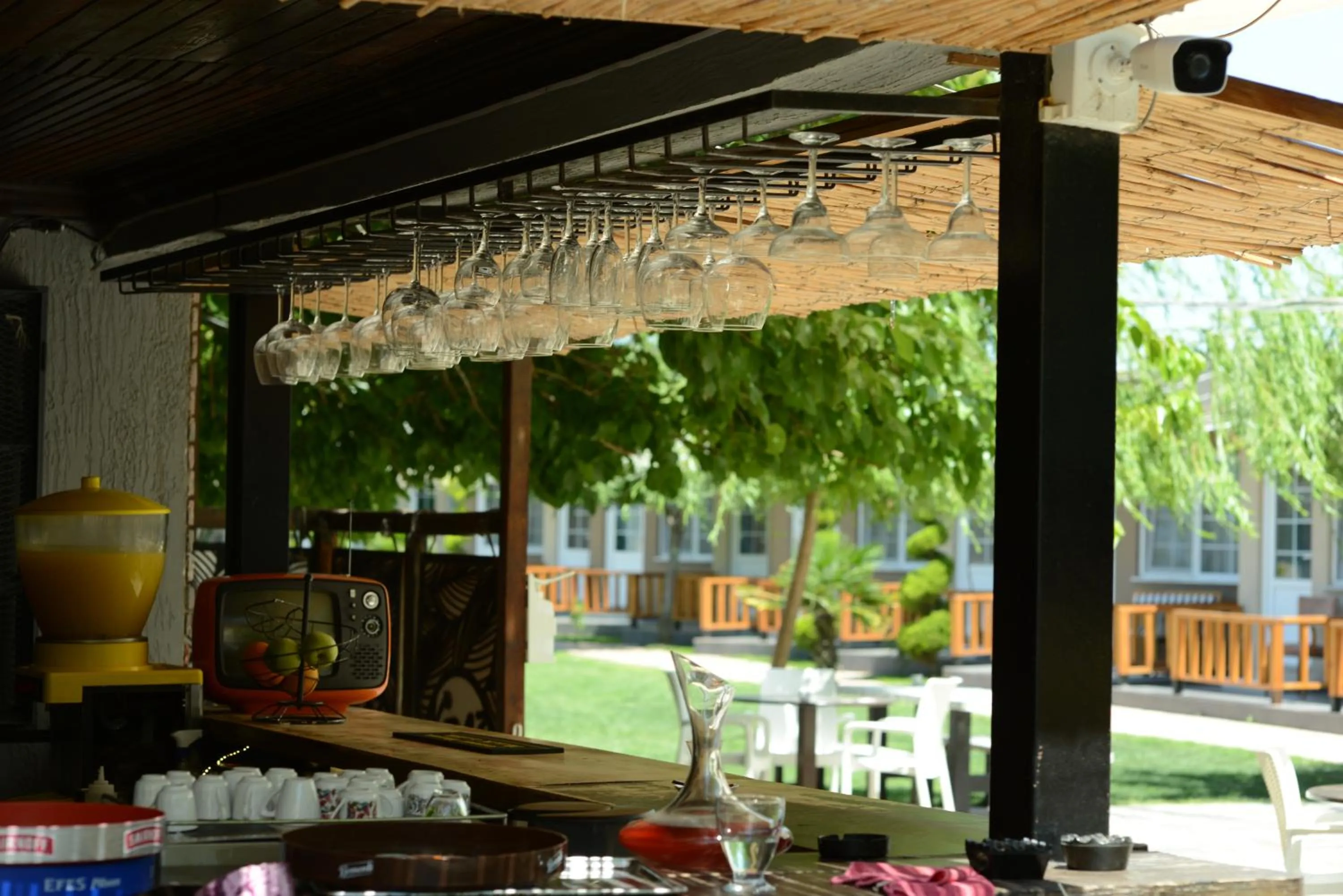 Lounge or bar in KİRAZ BEACH OTEL