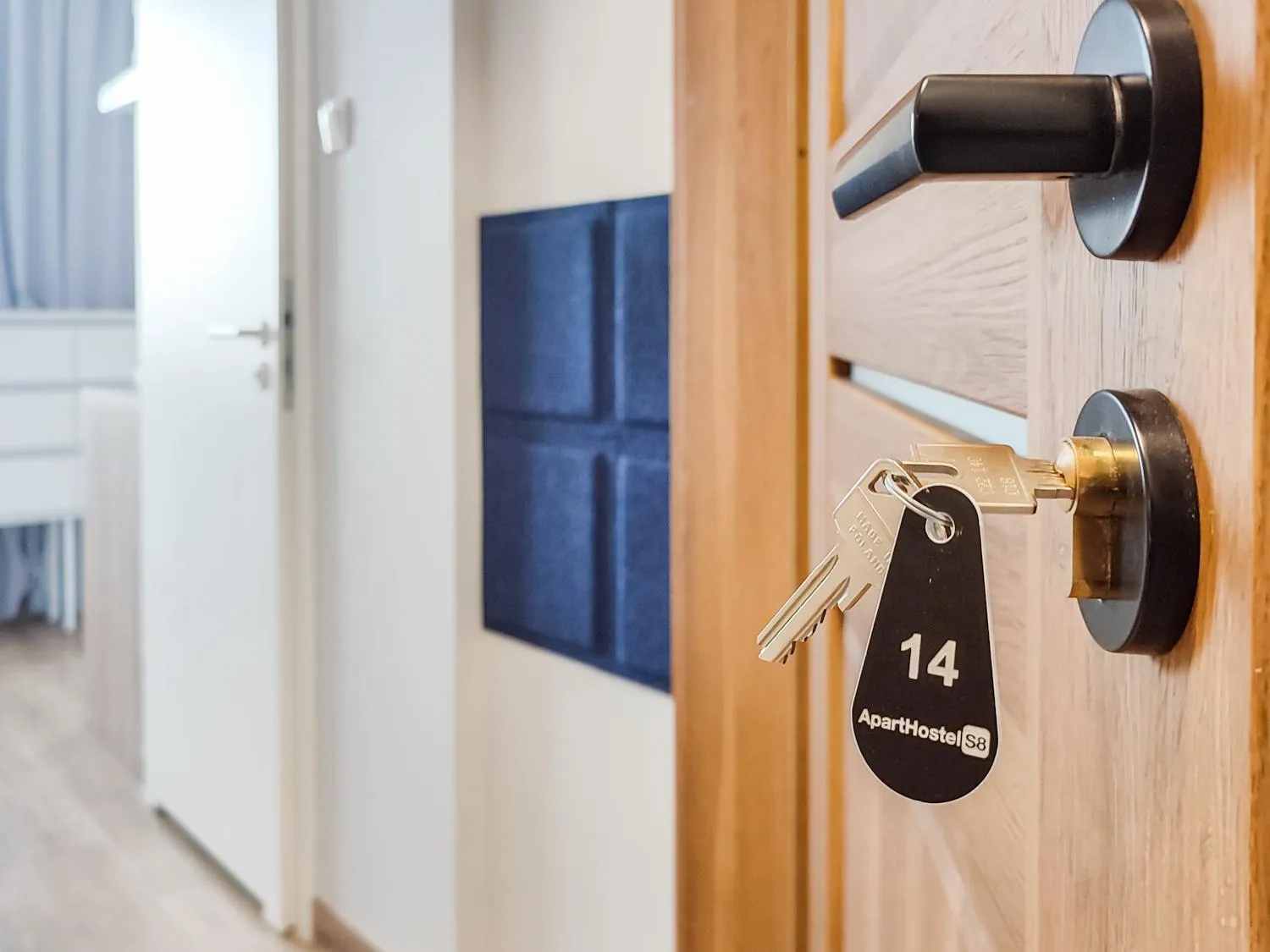 Logo/Certificate/Sign in Apart Hostel S8