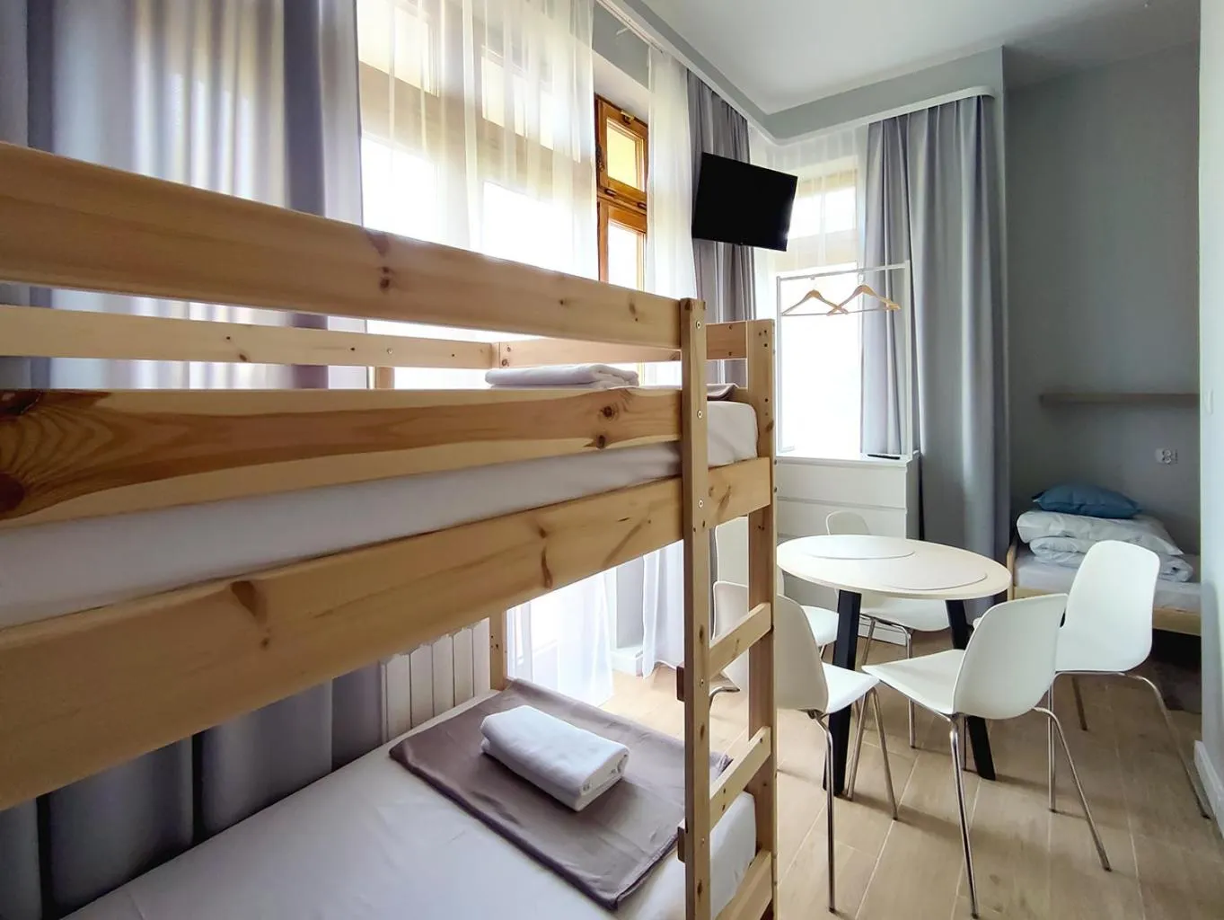 Photo of the whole room, Bed in Apart Hostel S8