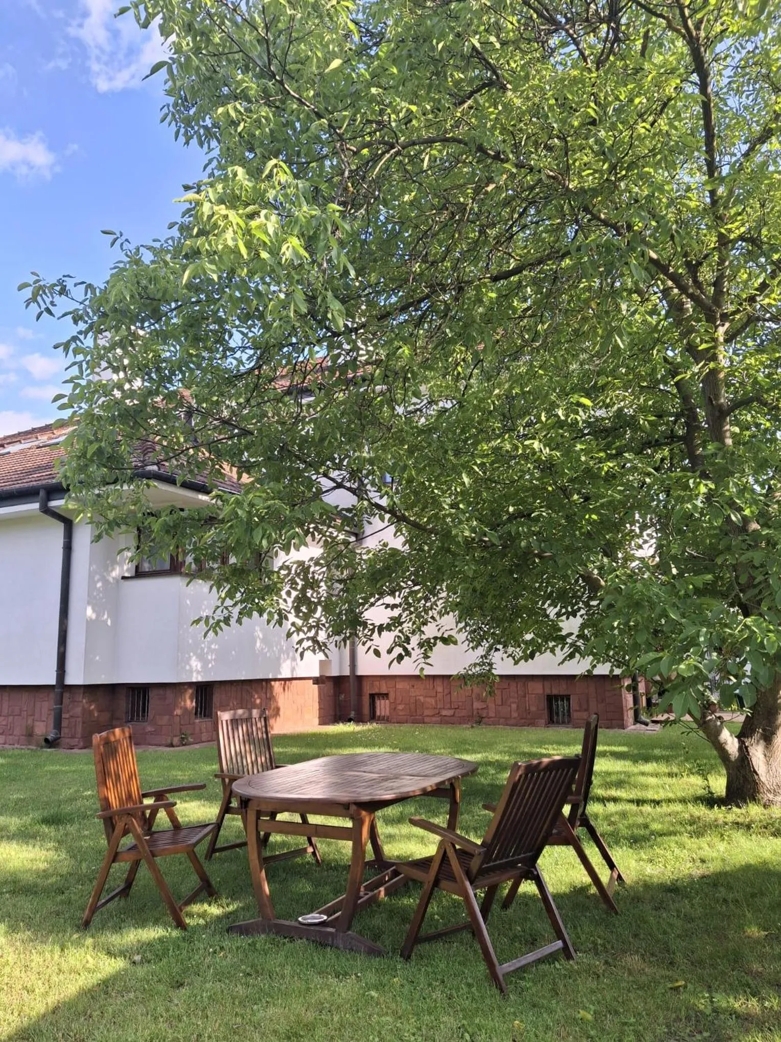 Property building in Apart Hostel S8