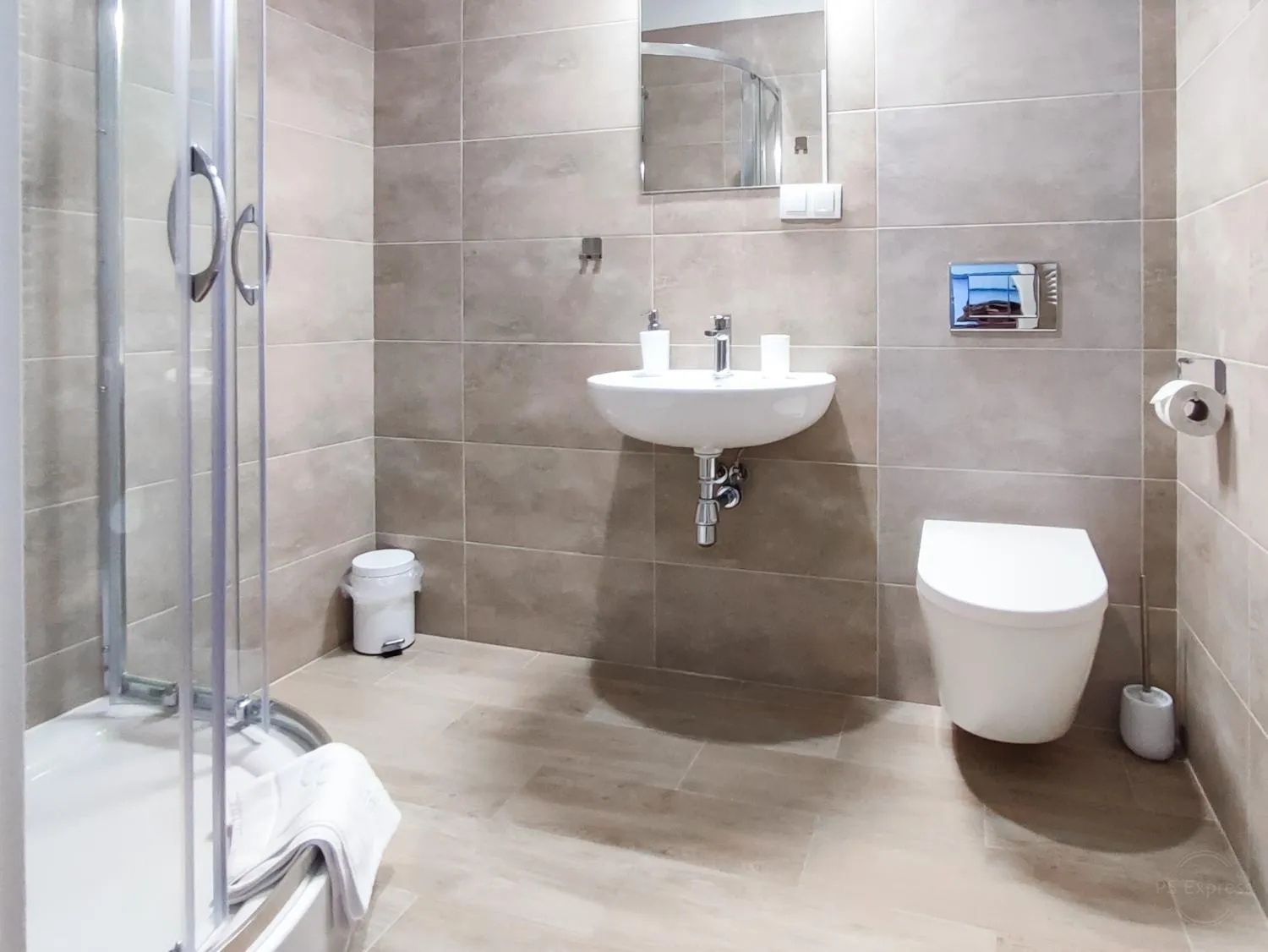 Bathroom in Apart Hostel S8