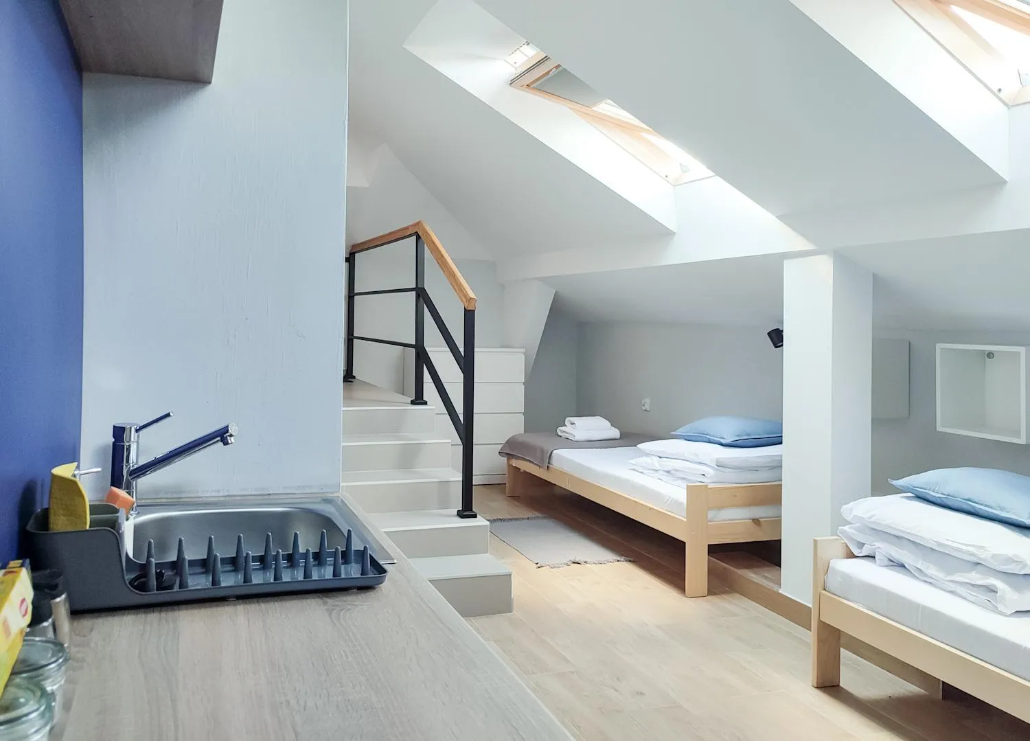 Photo of the whole room, Bed in Apart Hostel S8