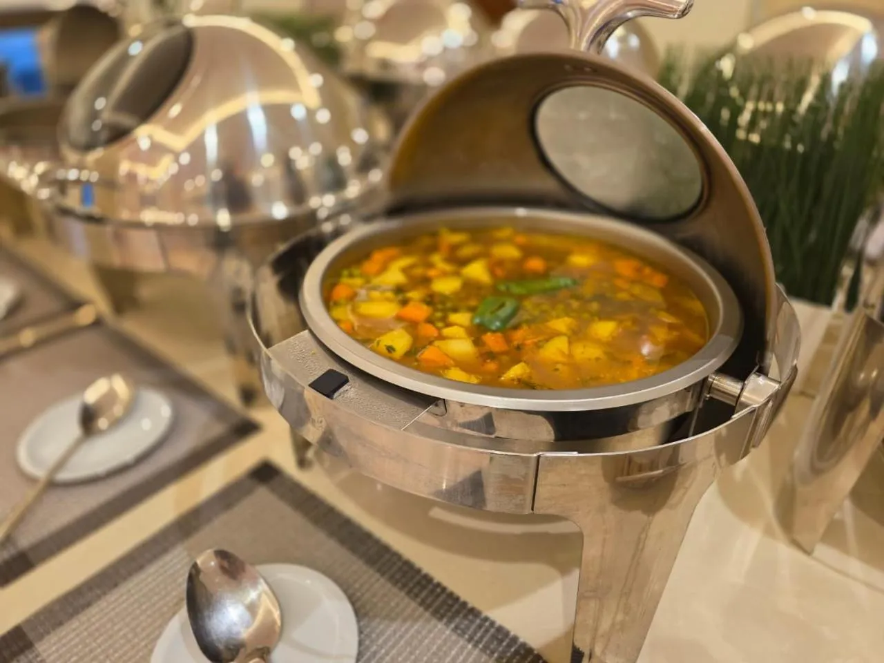 Restaurant/places to eat in فندق جولدن إيليت Golden Elite Hotel