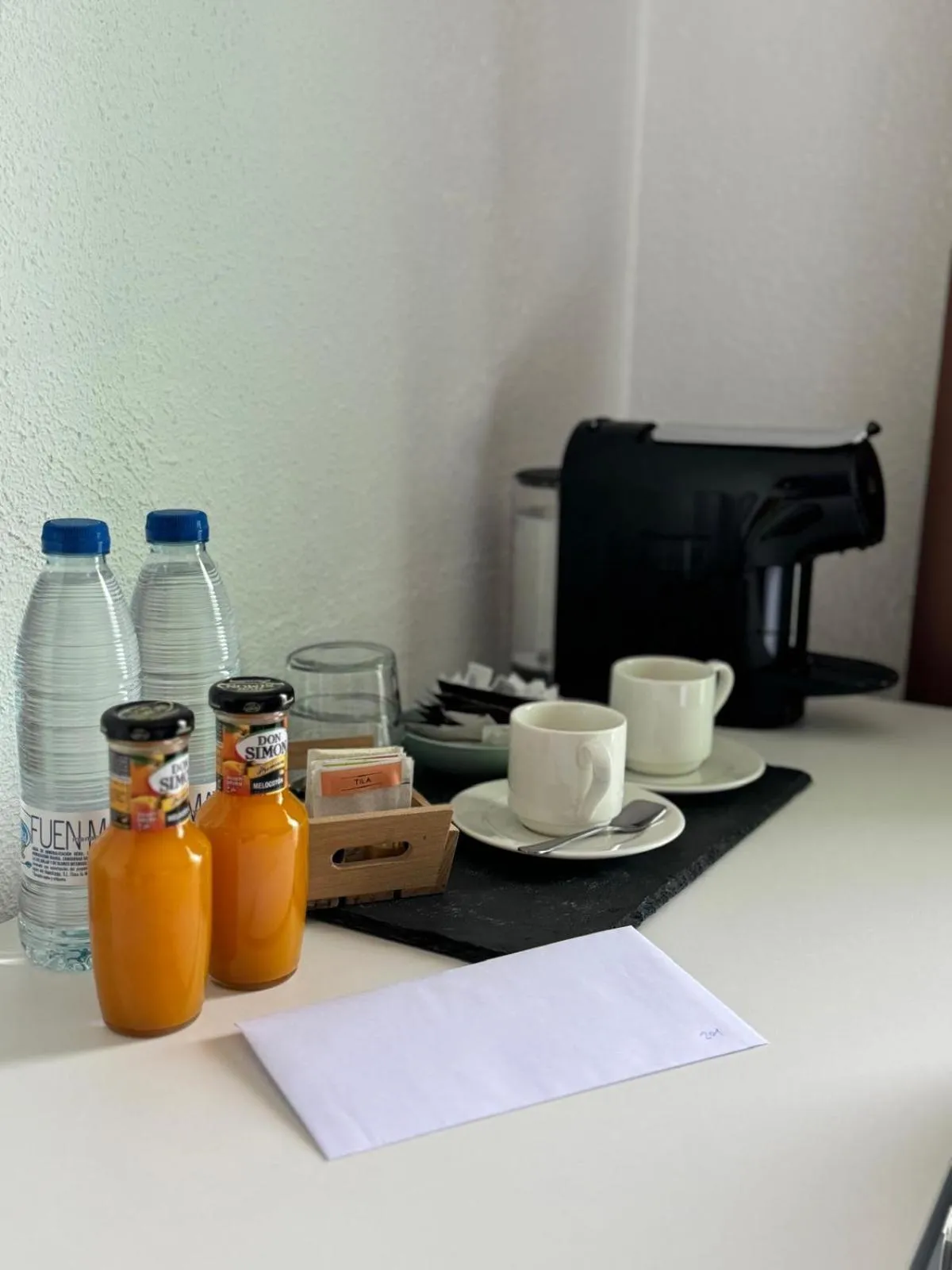 Coffee/tea facilities in Osprey Menorca Hotel