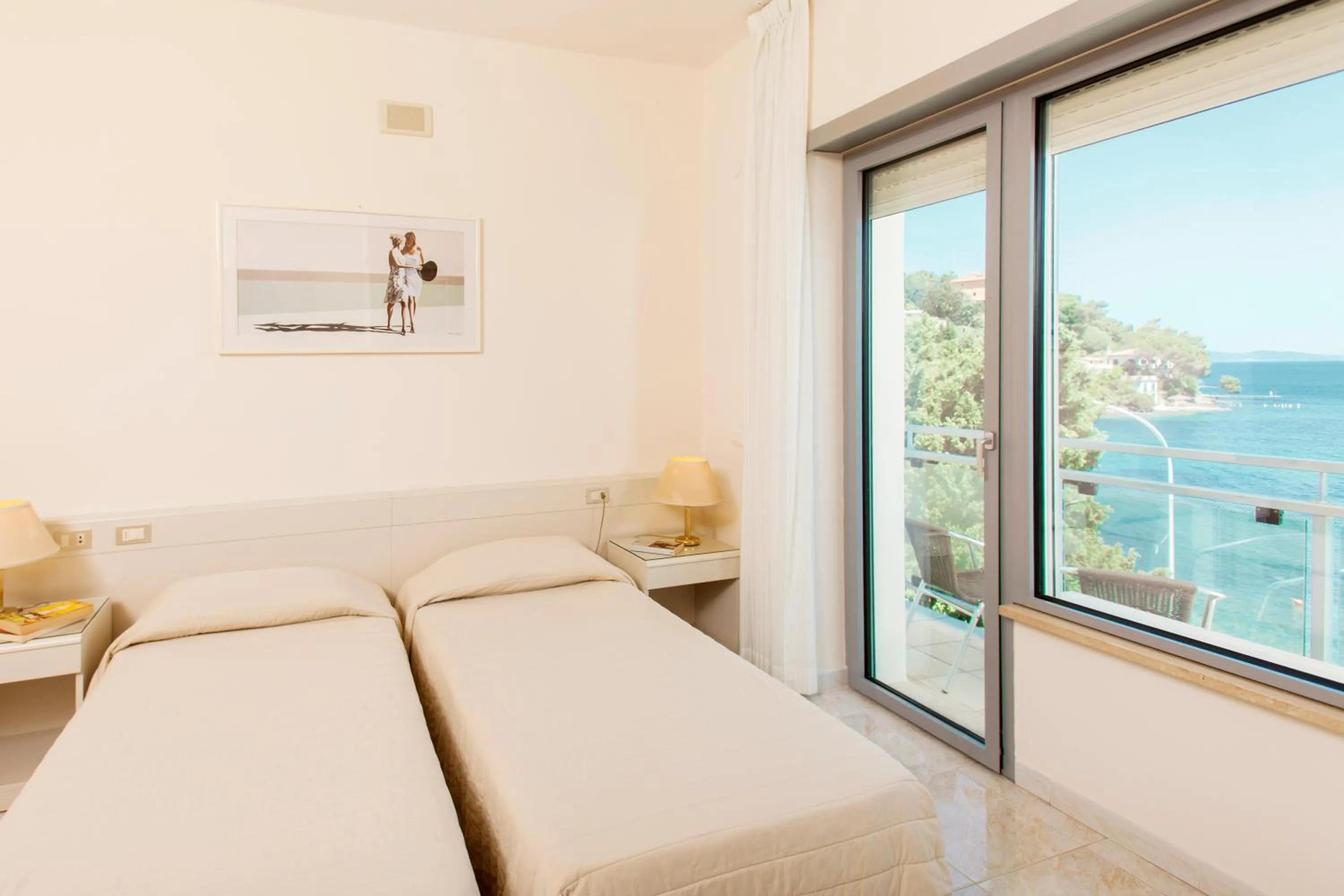 Bedroom, Bed in Baia D'Argento