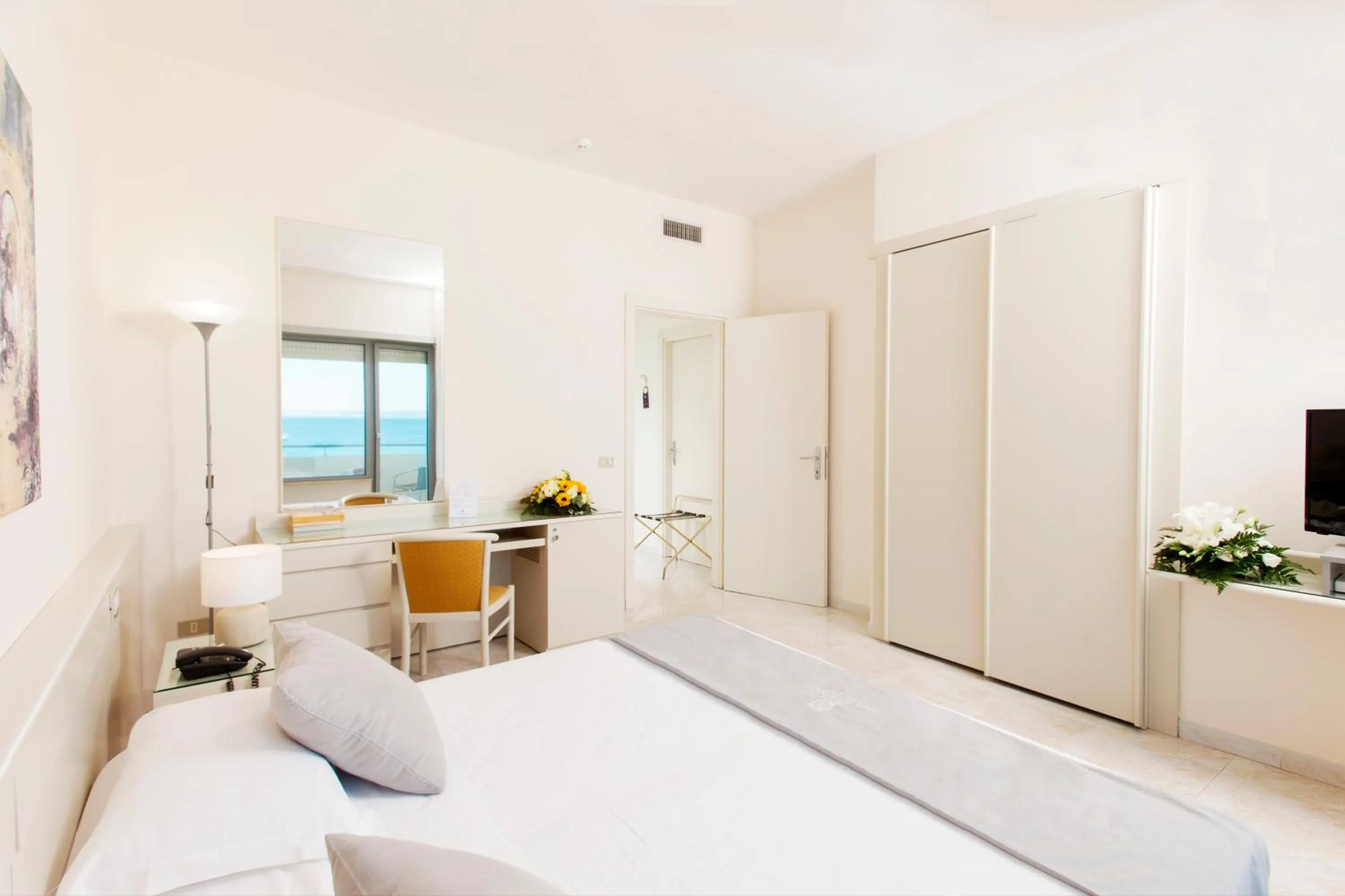 Bedroom, Bed in Baia D'Argento