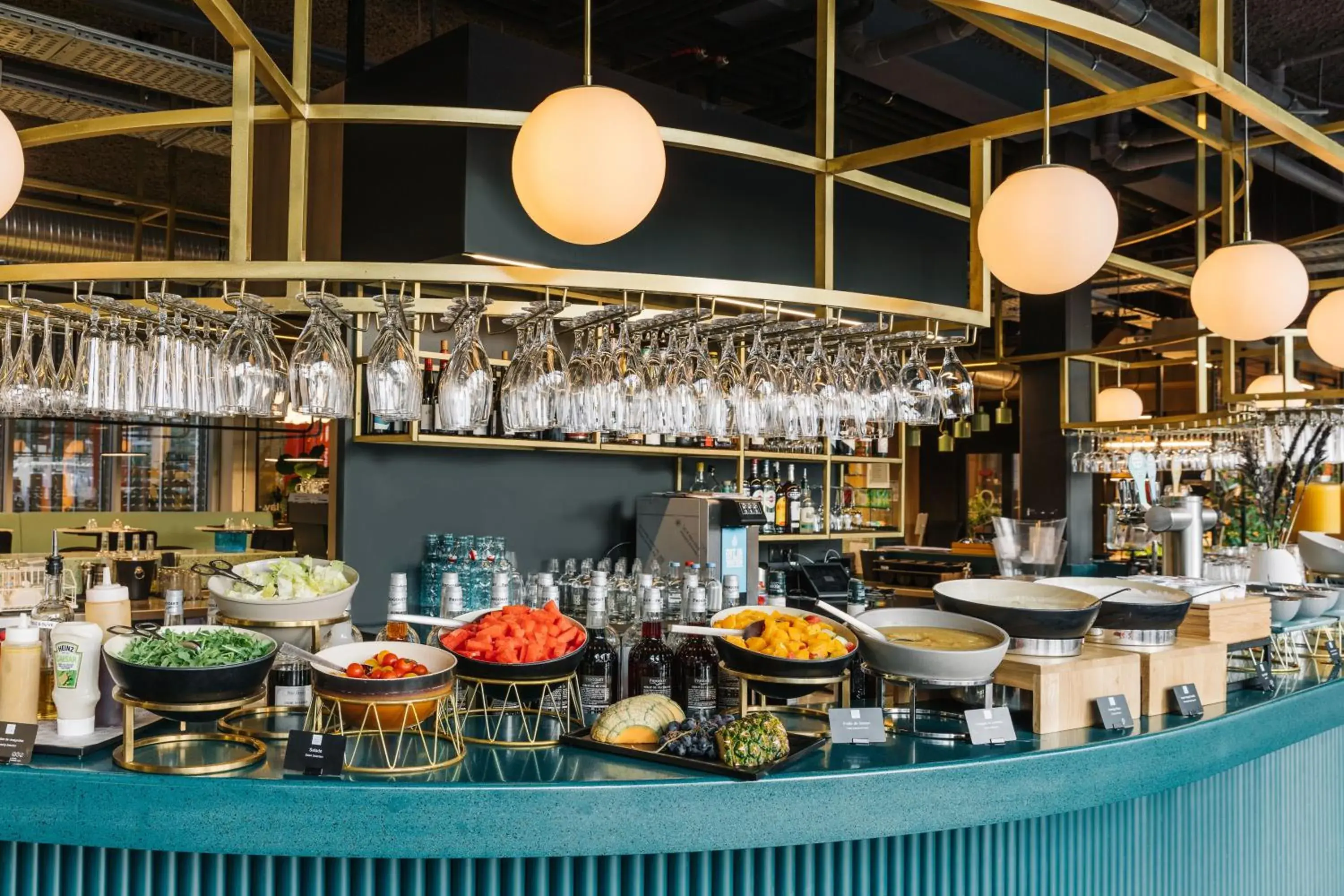 Breakfast in The Social Hub Toulouse Breakfast in The Social Hub Toulouse