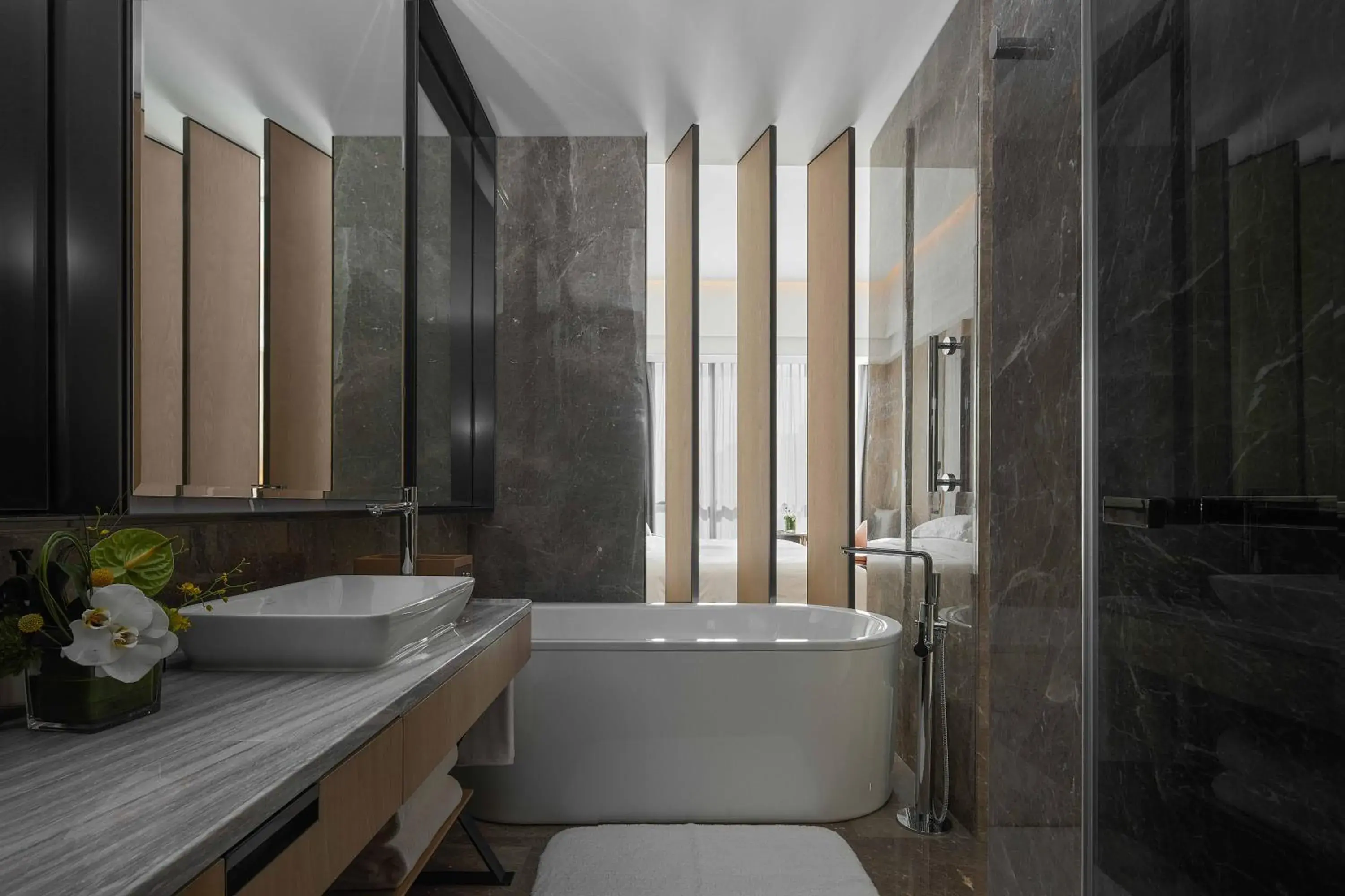 Bathroom in InterContinental Hangzhou Liangzhu by IHG Bathroom in InterContinental Hangzhou Liangzhu by IHG