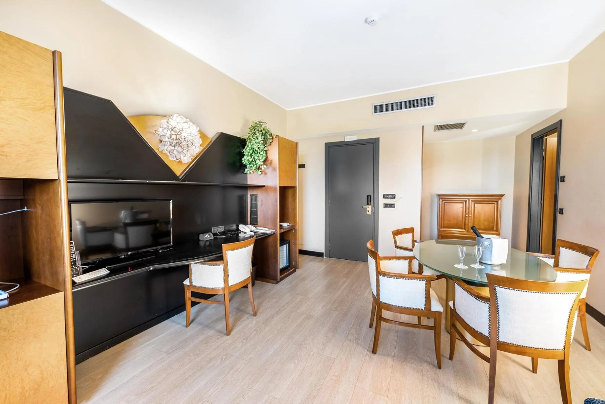 Living room in Abacus Hotel