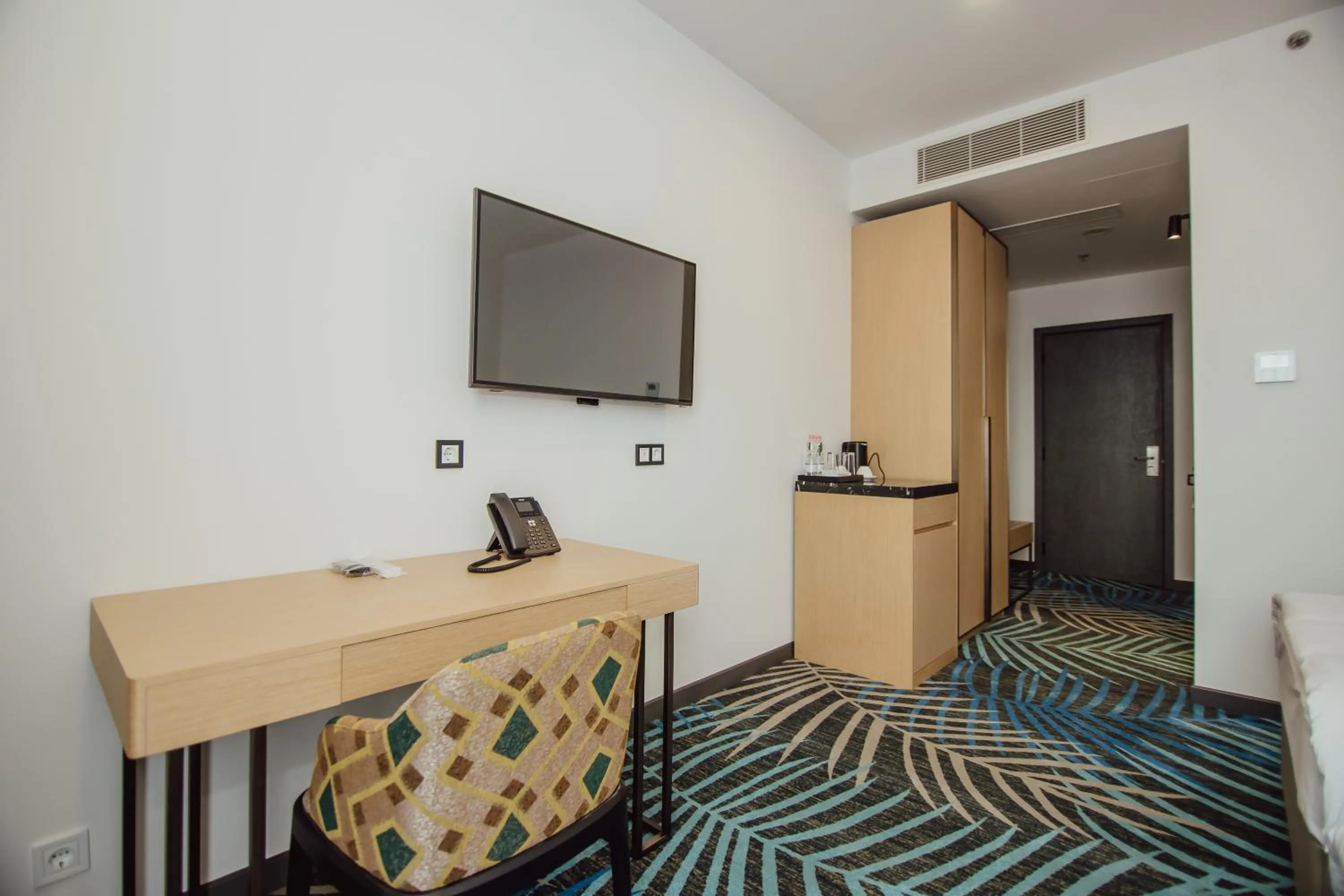 Twin Room with Balcony - single occupancy in Graphic Hotel Batumi