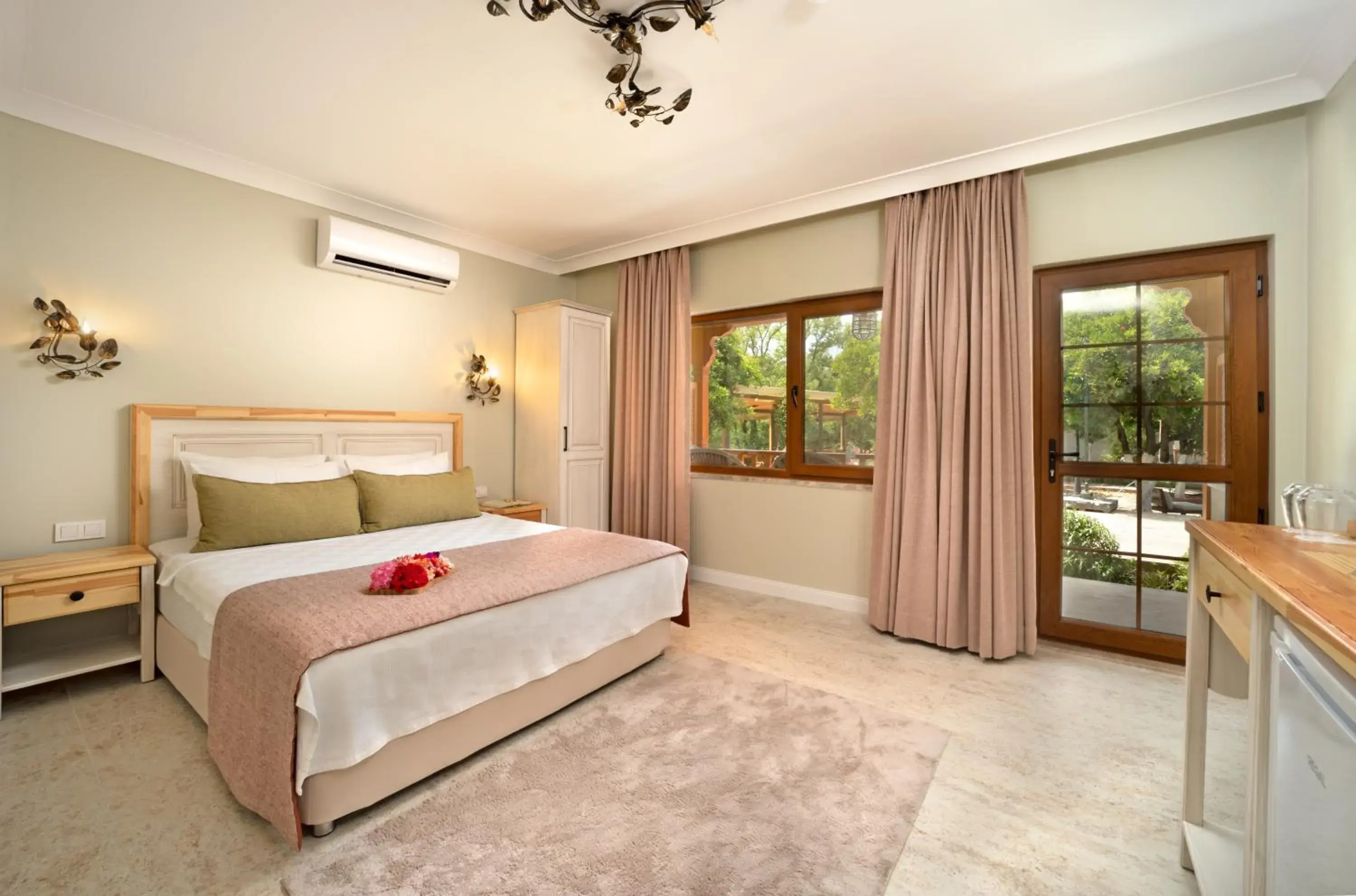 Standard Triple Room in Orange Garden Hotel Akyaka Standard Triple Room in Orange Garden Hotel Akyaka