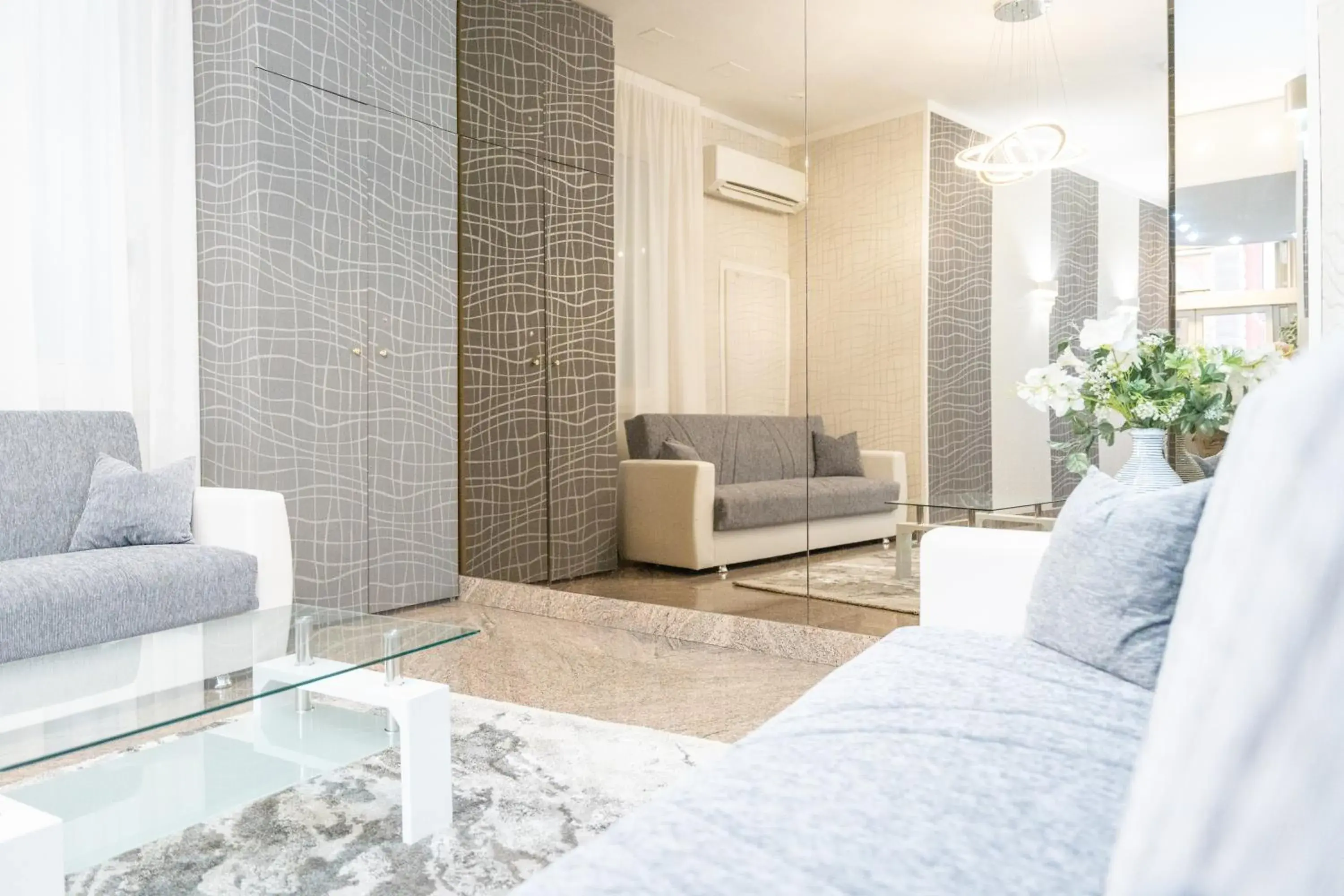 Lobby or reception in Hotel Donatello Lobby or reception in Hotel Donatello