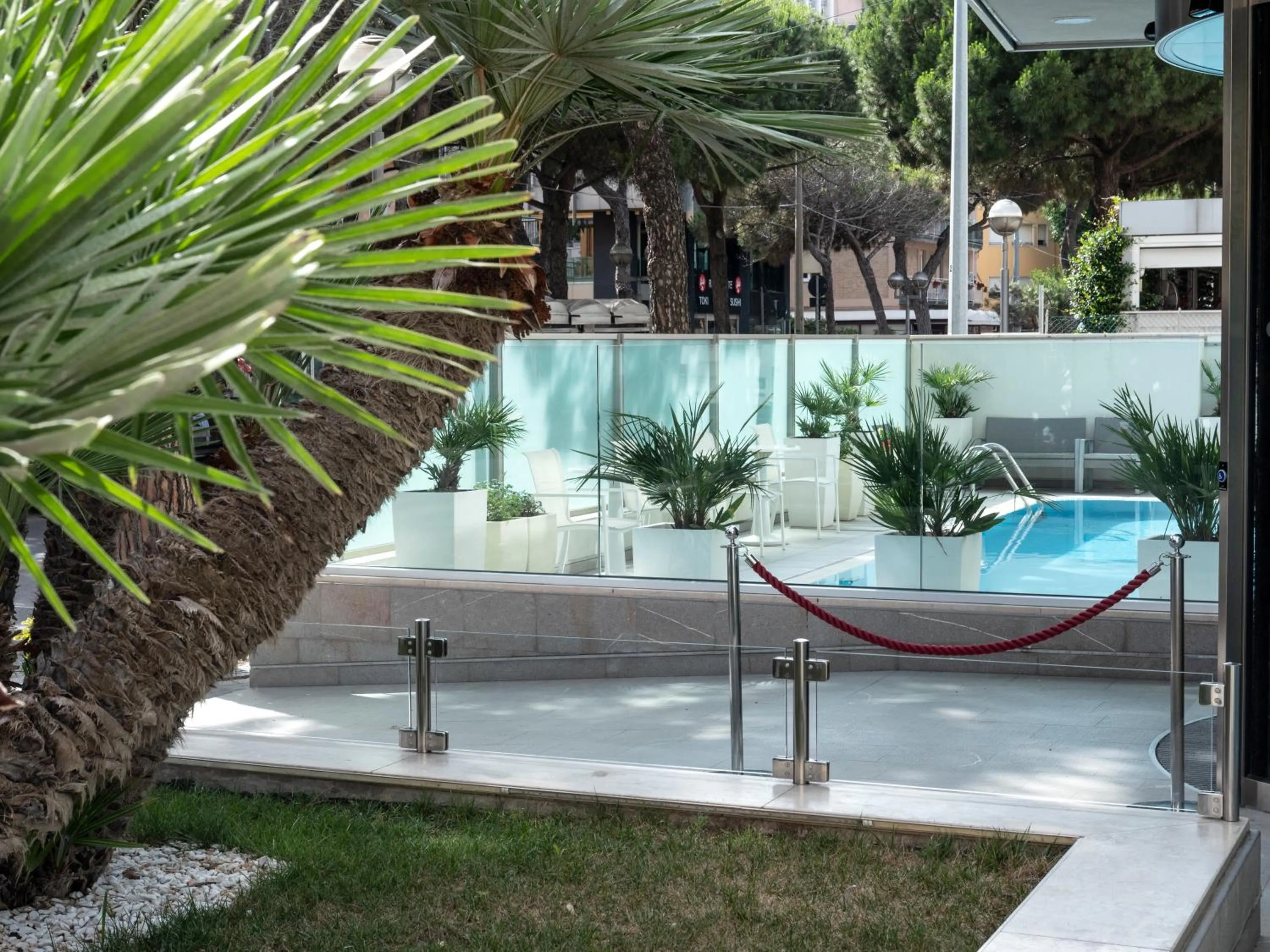 Swimming pool in Club House Hotel