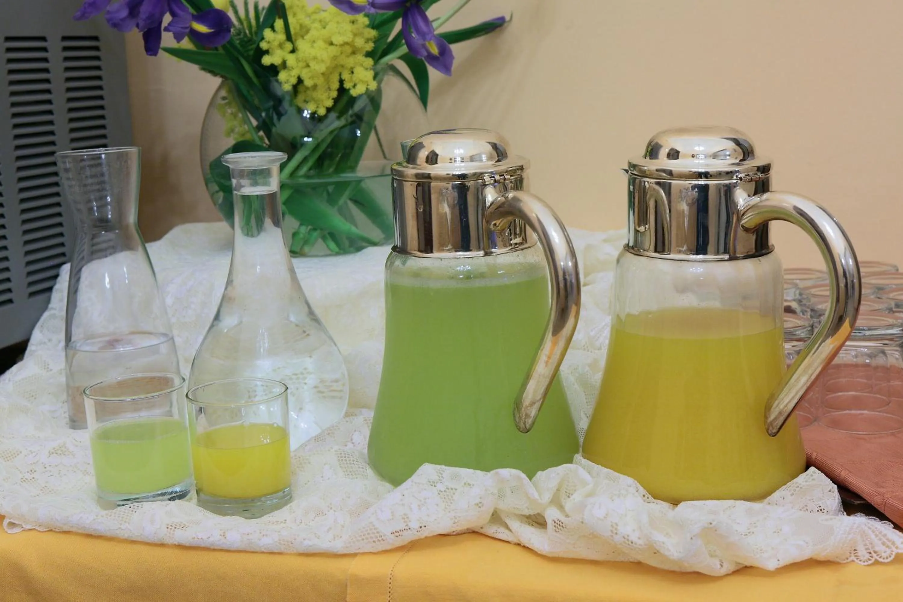 Food and drinks in Park Hotel San Michele