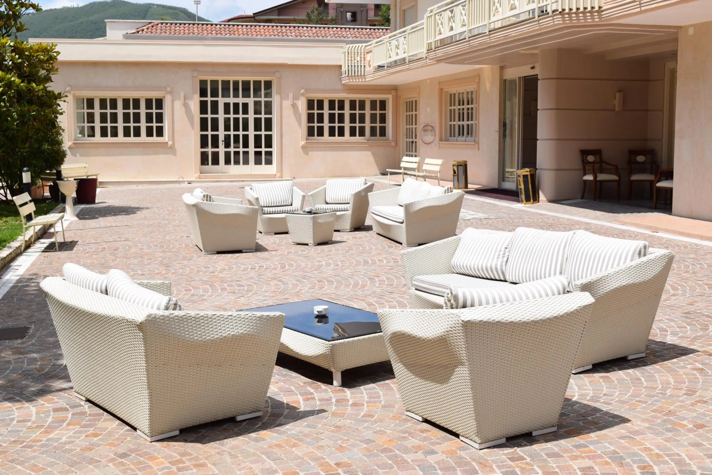 On site in Green Park Hotel