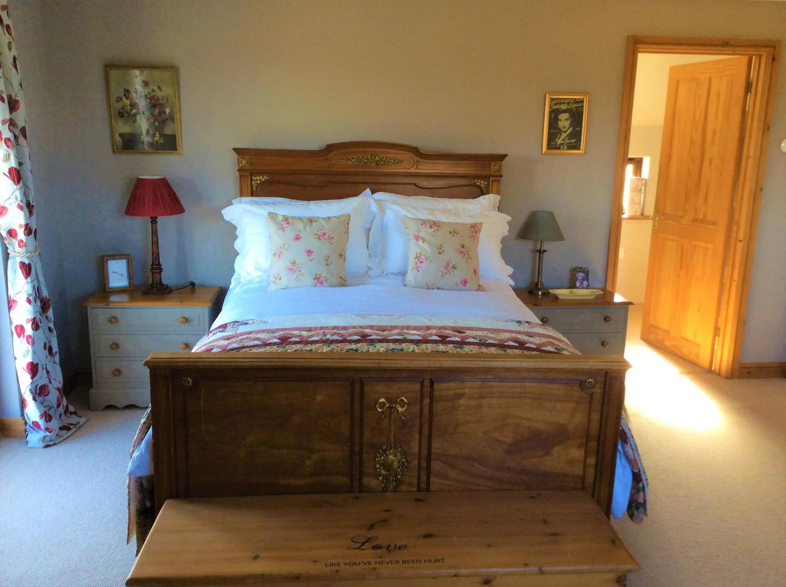 Photo of the whole room in Bosvean House Bed & Breakfast