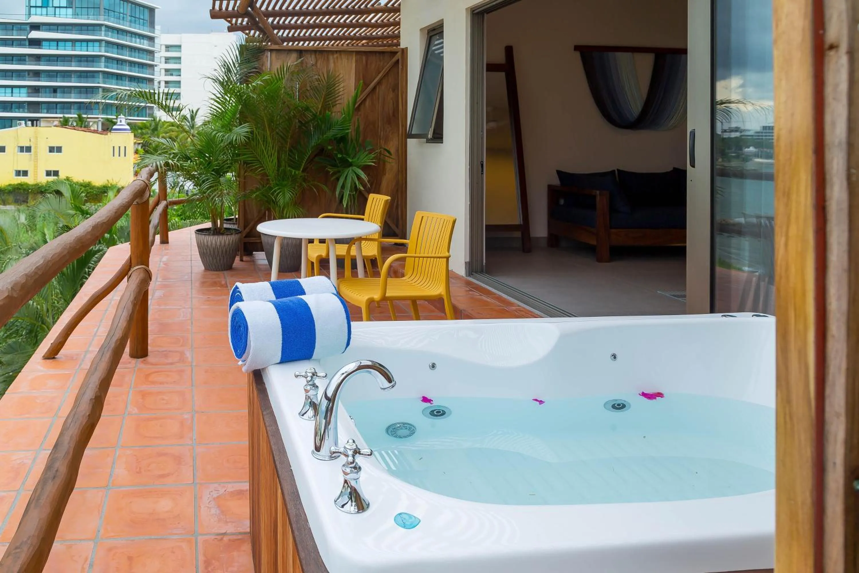 Day in Hotel Ysuri Bucerias