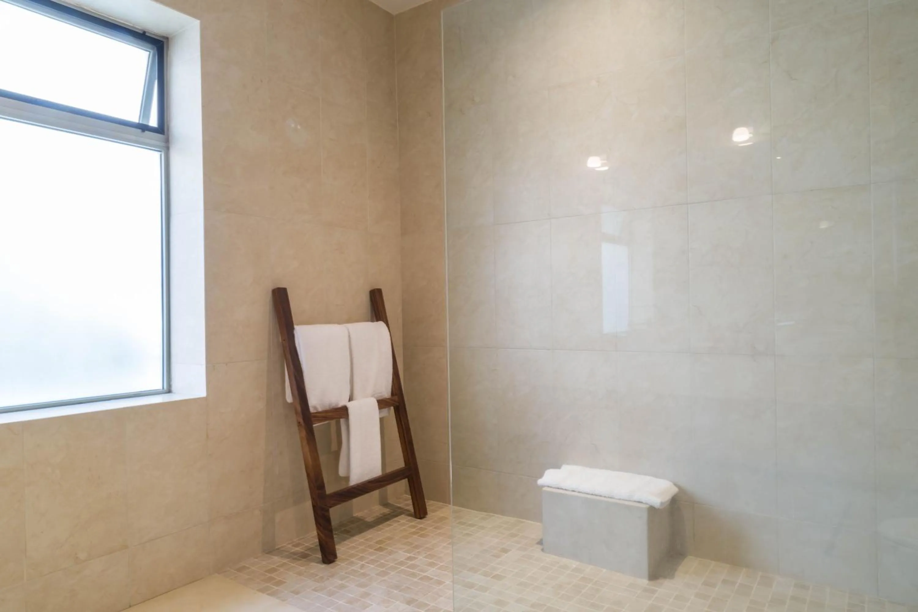 Shower in Hotel Ysuri Bucerias