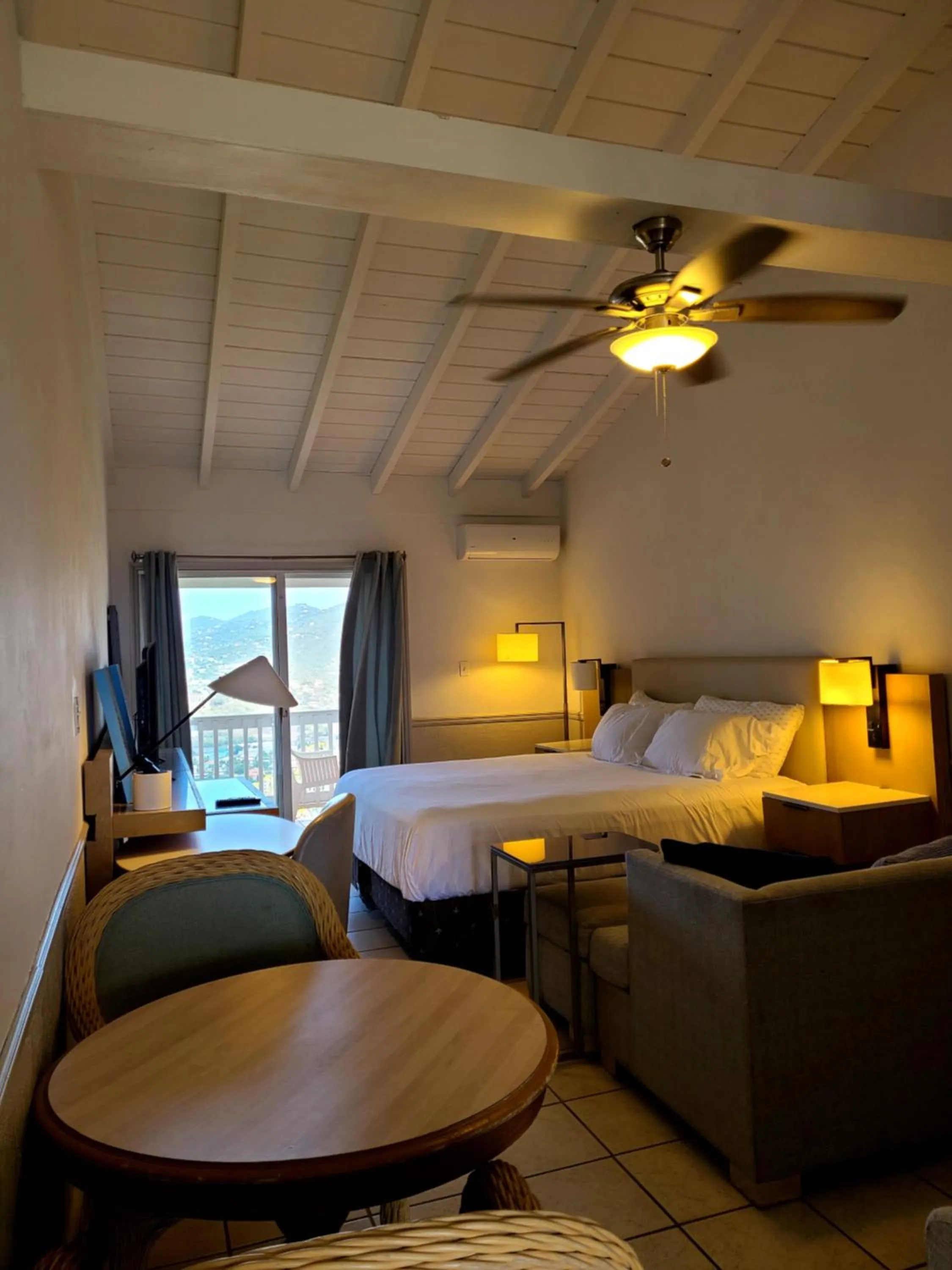 Boundless Bliss Hotel