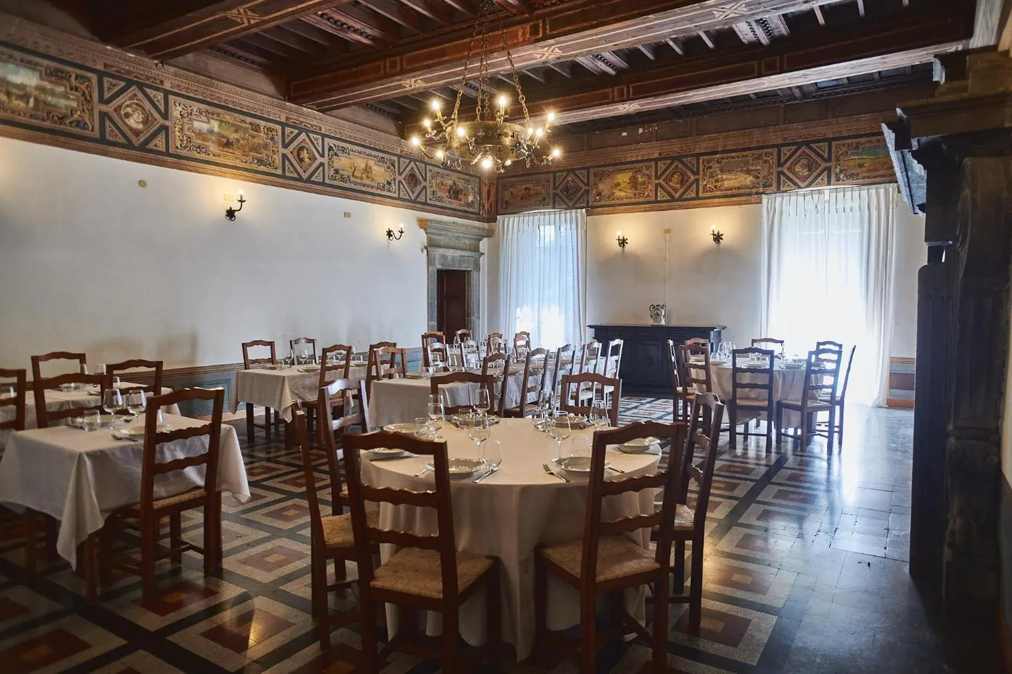Restaurant/places to eat in Hotel Villa Ciconia Restaurant/places to eat in Hotel Villa Ciconia