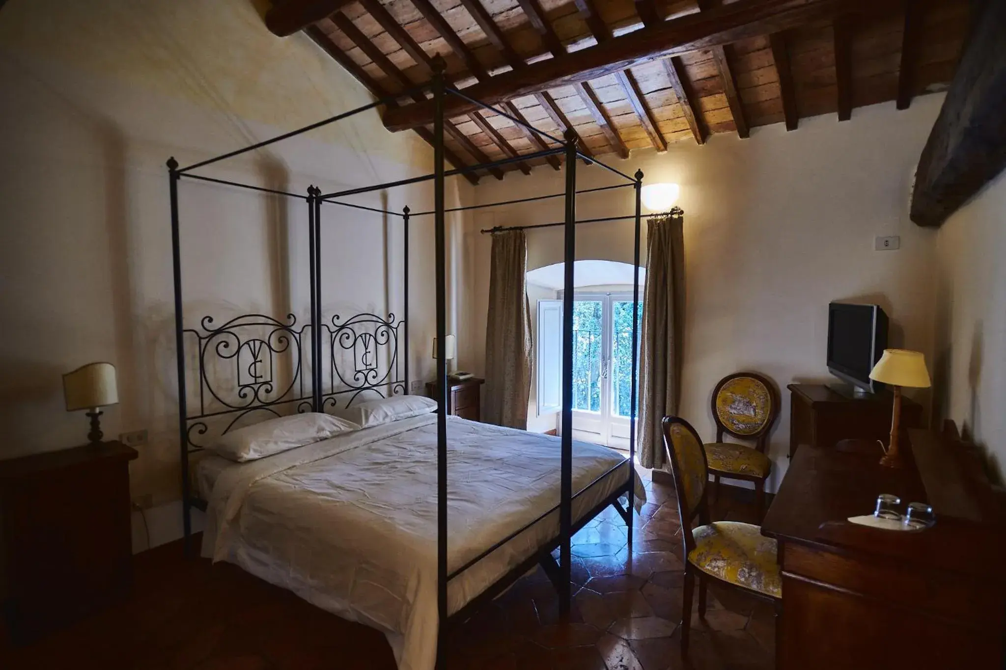 Photo of the whole room, Bed in Hotel Villa Ciconia Photo of the whole room, Bed in Hotel Villa Ciconia
