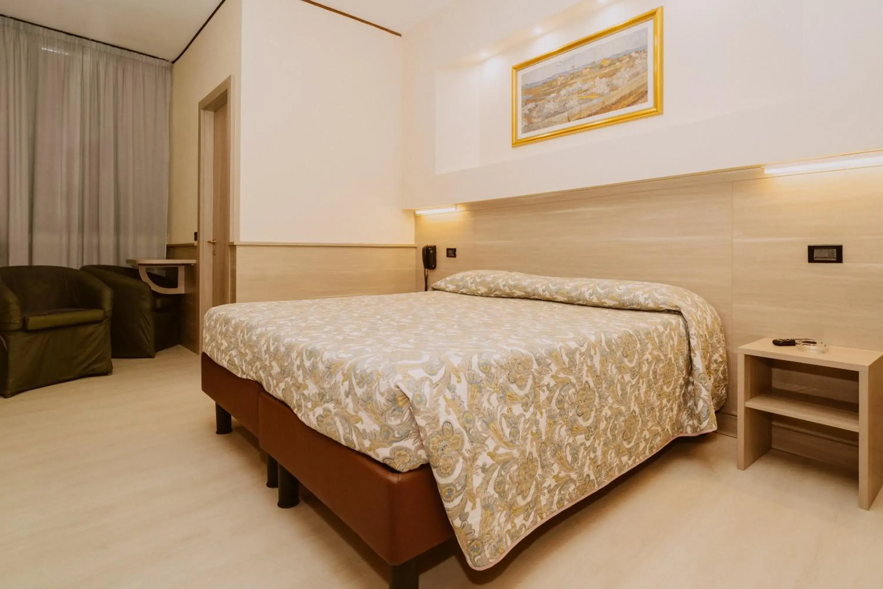 Double Room in Hotel Valentino Centro Storico Double Room in Hotel Valentino Centro Storico