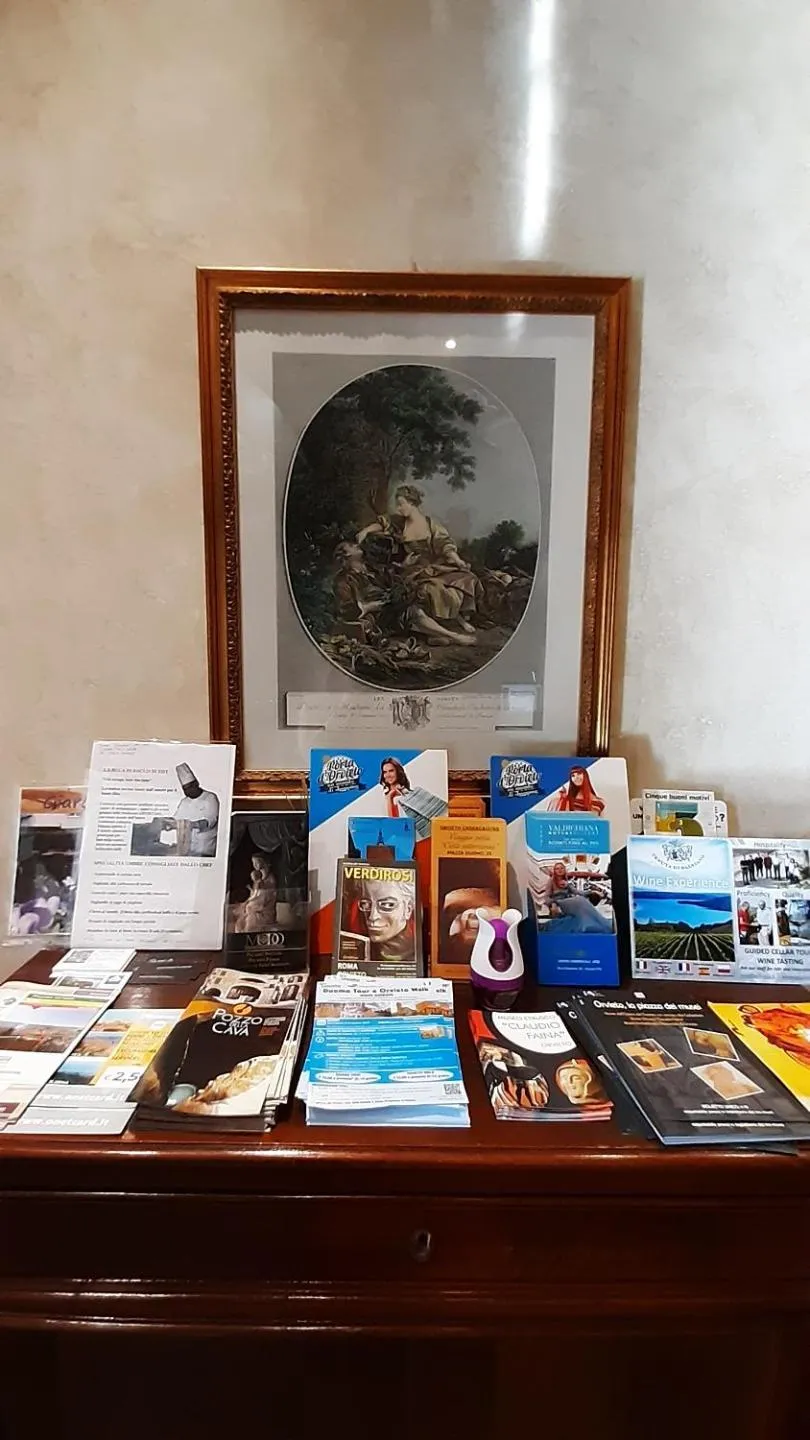 Decorative detail in Hotel Valentino Centro Storico