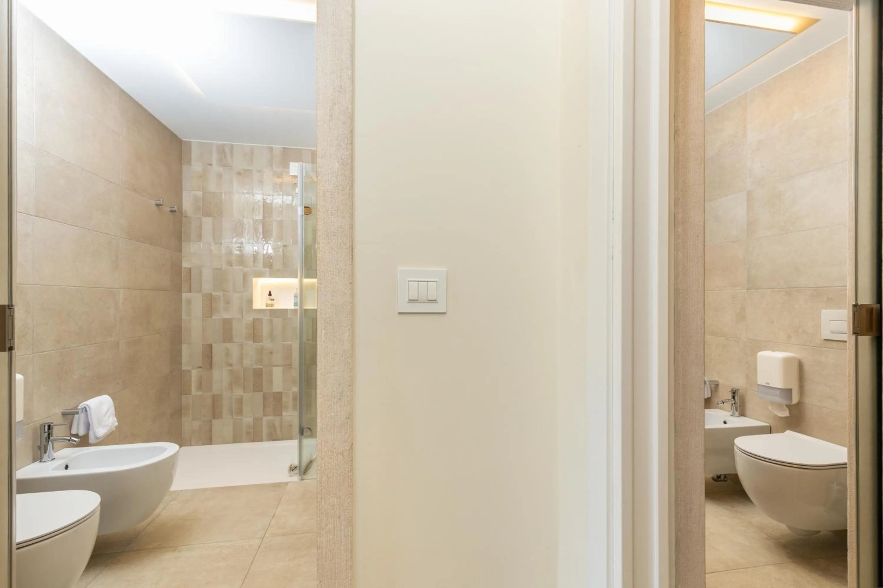 Bathroom in Hotel Club Saraceno - Bovis Hotels