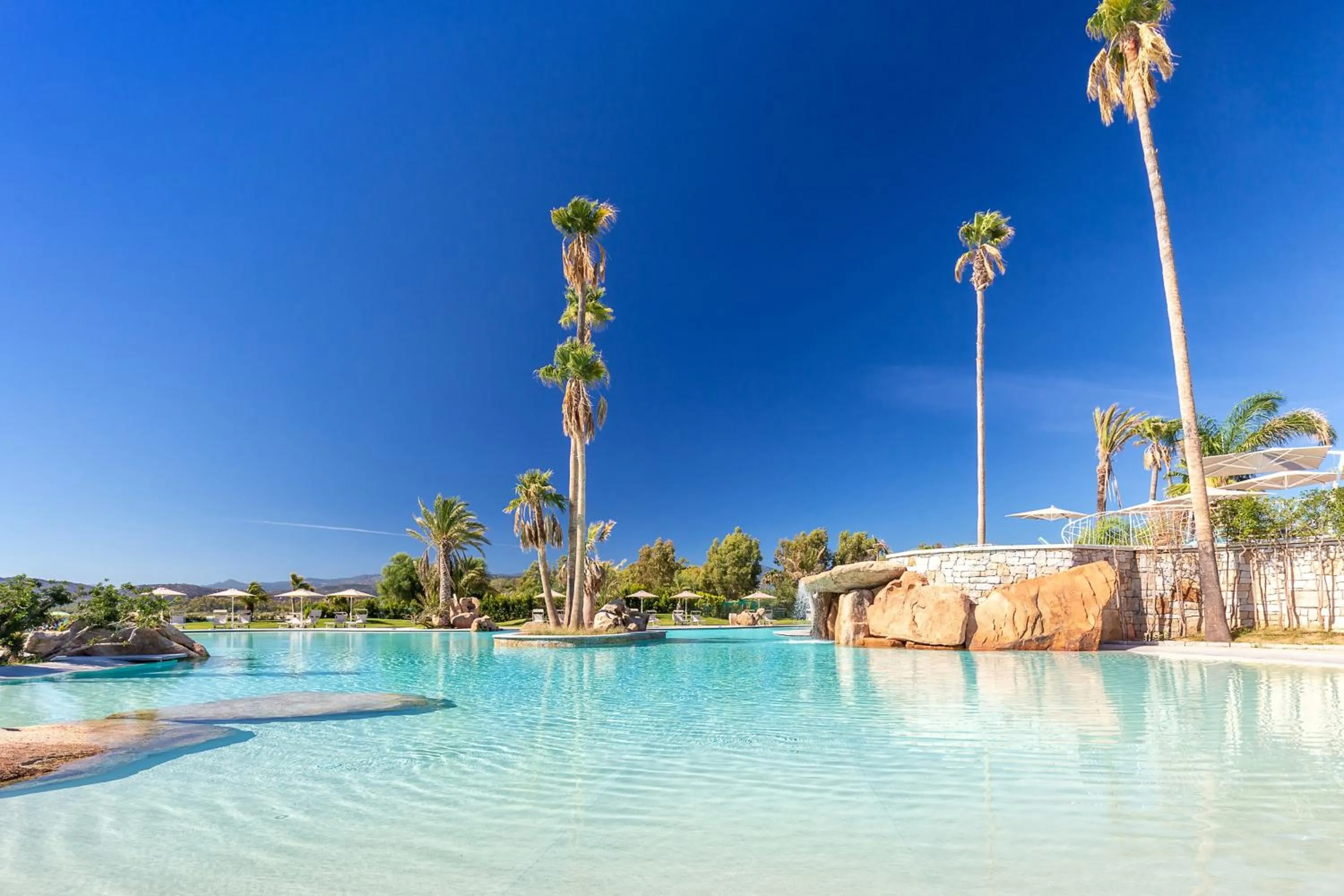 Swimming pool in Hotel Club Saraceno - Bovis Hotels