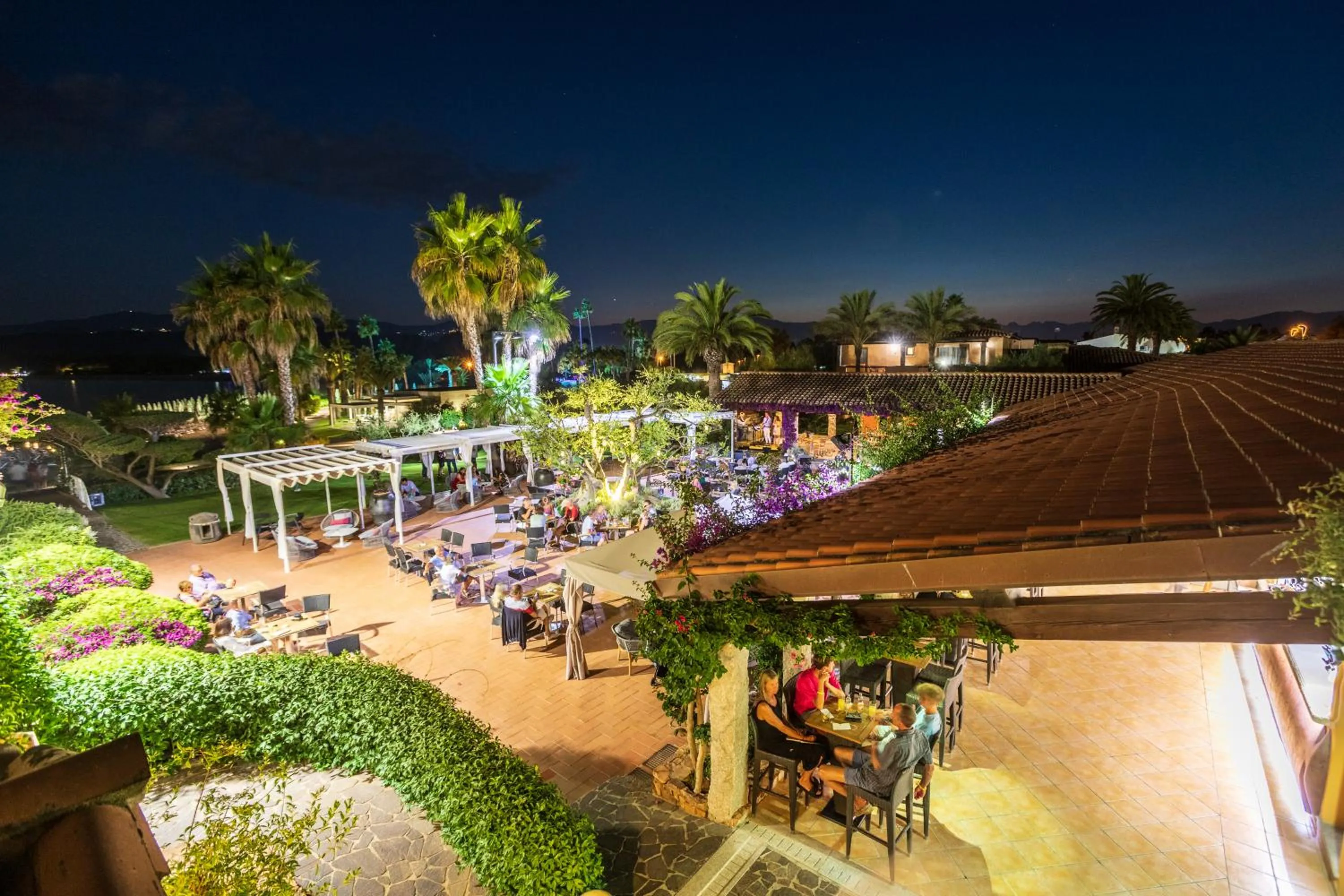 Lounge or bar in Hotel Club Saraceno - Bovis Hotels