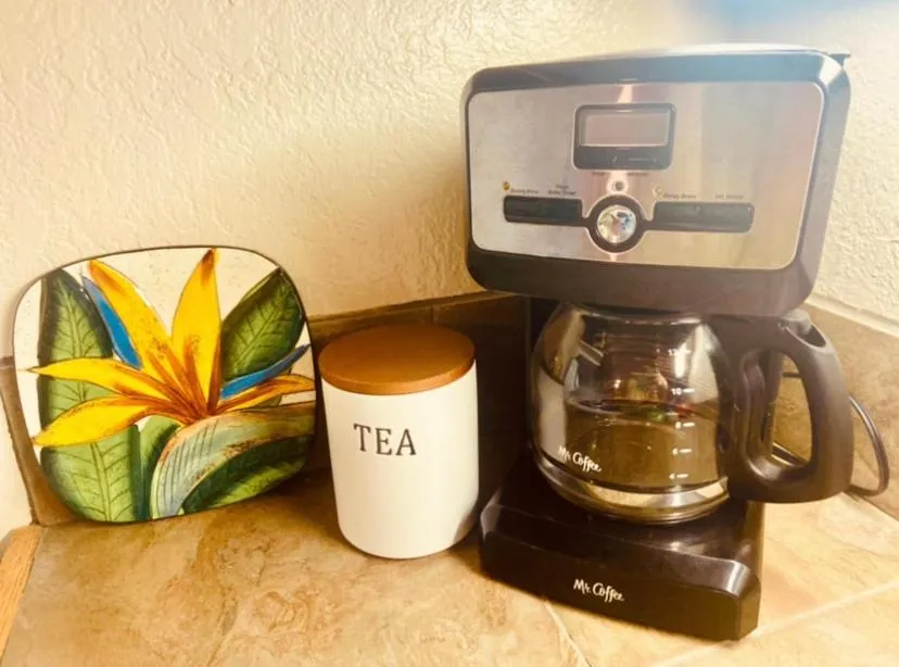 Coffee/tea facilities in Black Sands Beach Condo with Full Kitchen