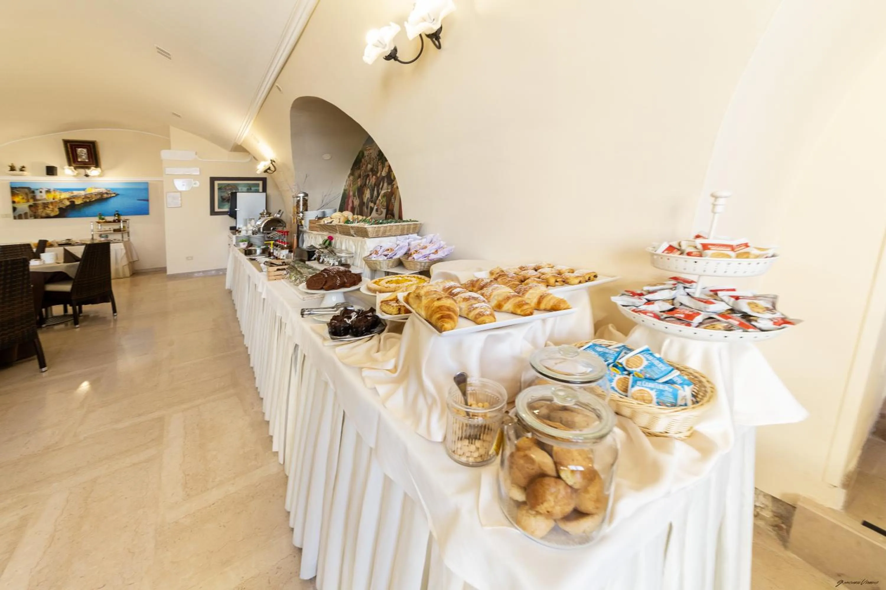 Breakfast in Hotel Seggio