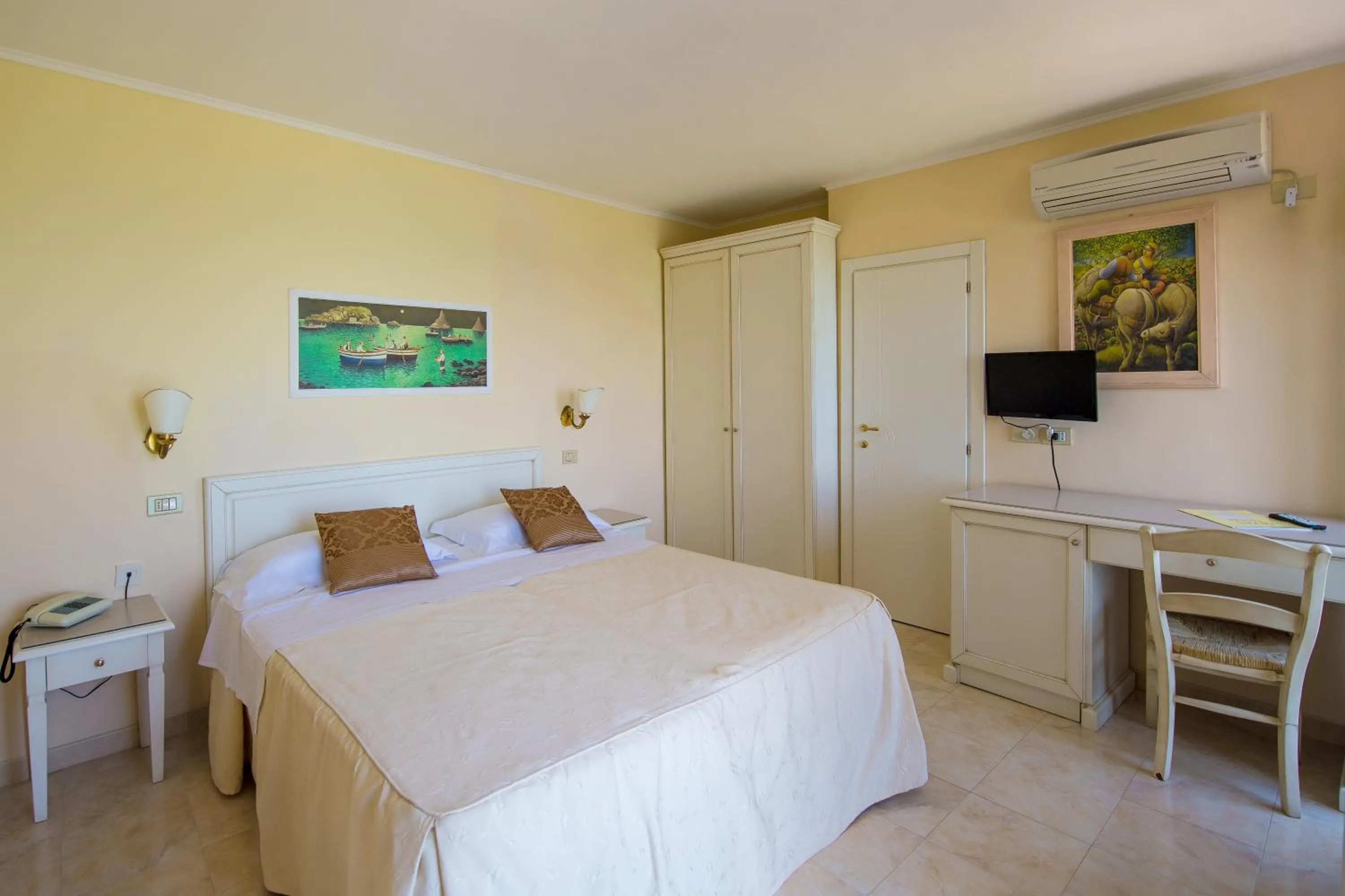 Bed in Hotel Seggio