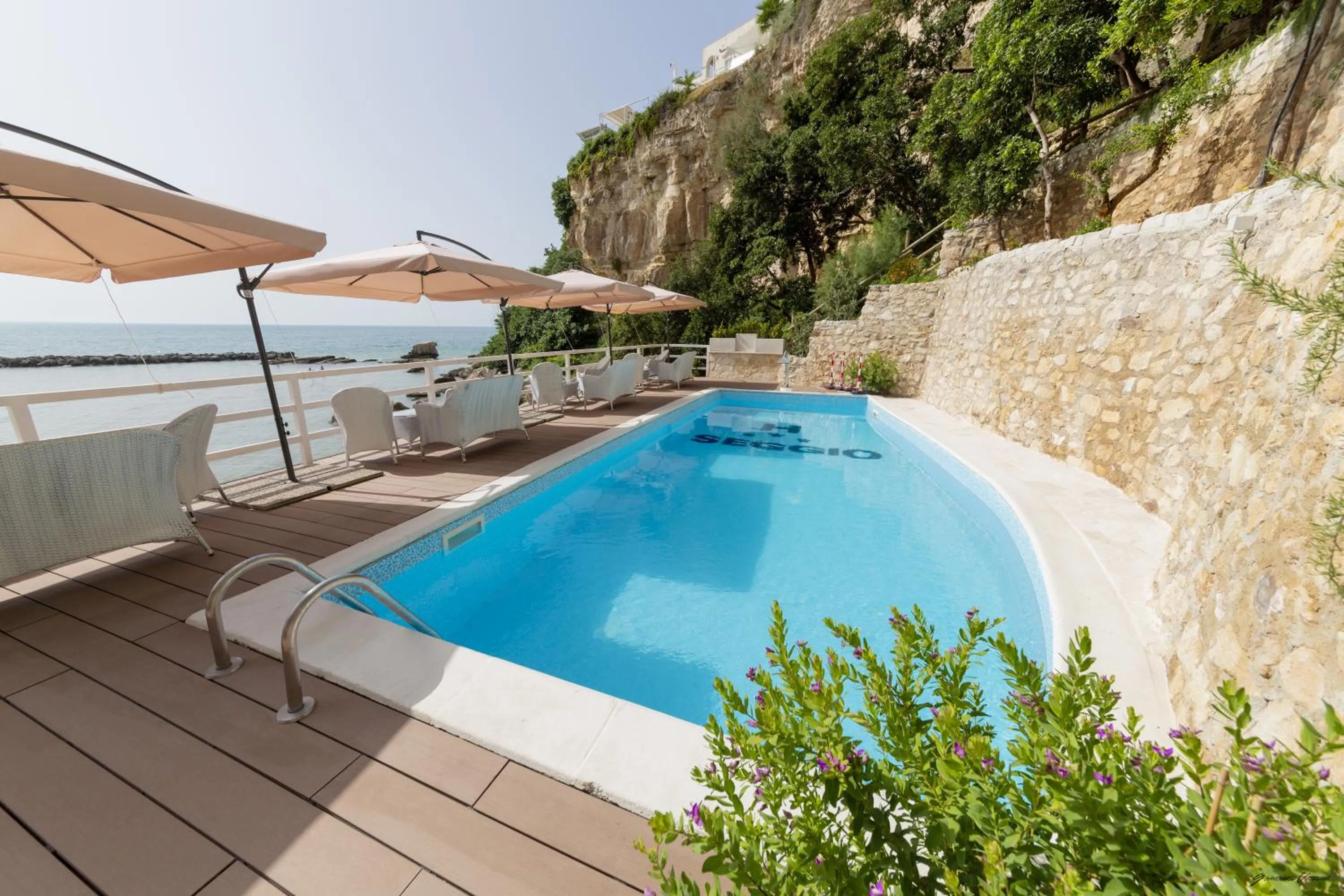 Swimming pool in Hotel Seggio