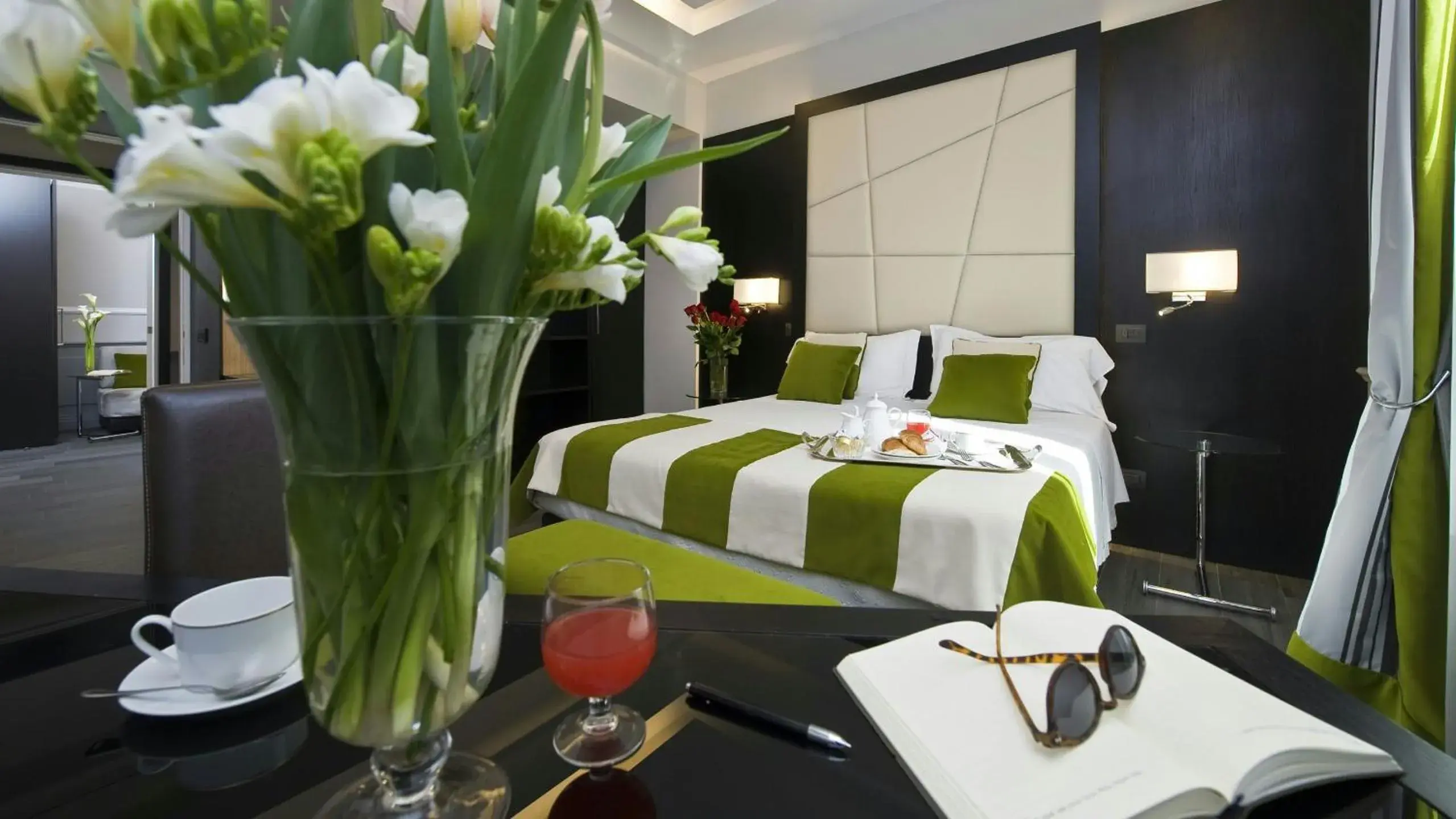 Bedroom, Bed in Duca d'Alba Hotel - Chateaux & Hotels Collection Bedroom, Bed in Duca d'Alba Hotel - Chateaux & Hotels Collection