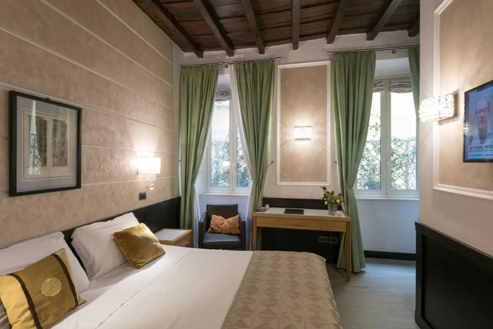 Bed in Duca d'Alba Hotel - Chateaux & Hotels Collection