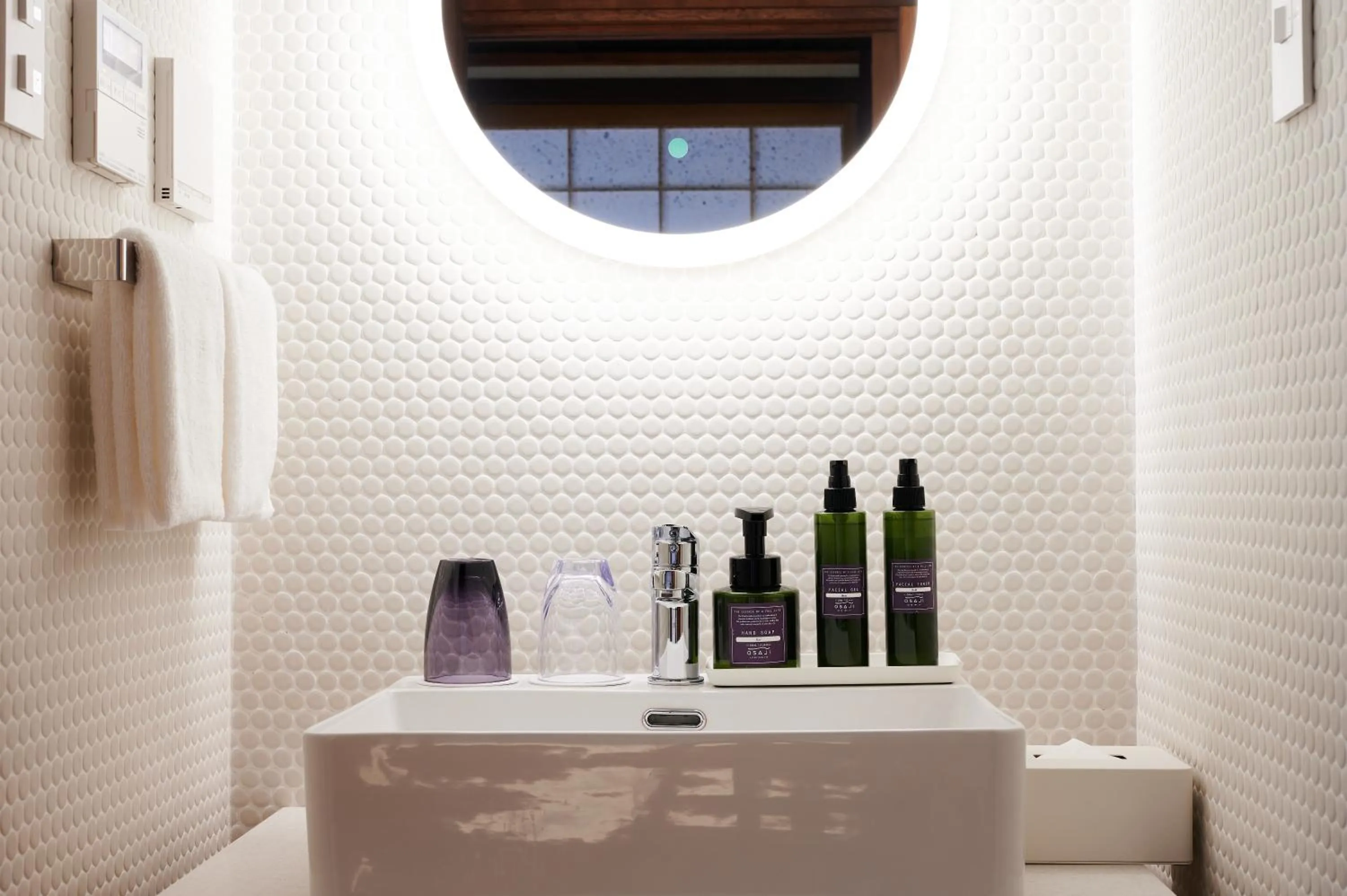 Bathroom in BYAKU Narai