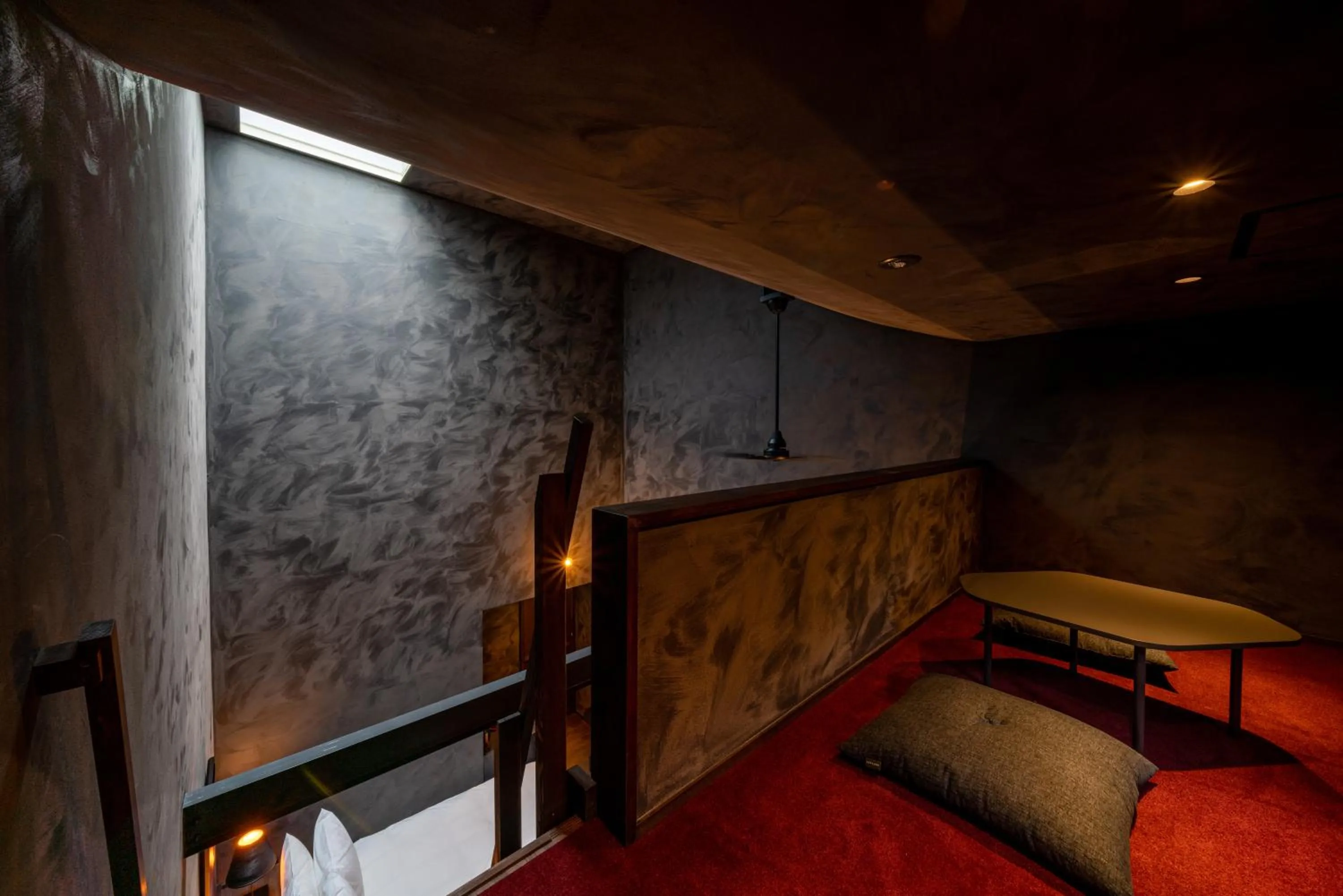 Photo of the whole room, Bed in BYAKU Narai