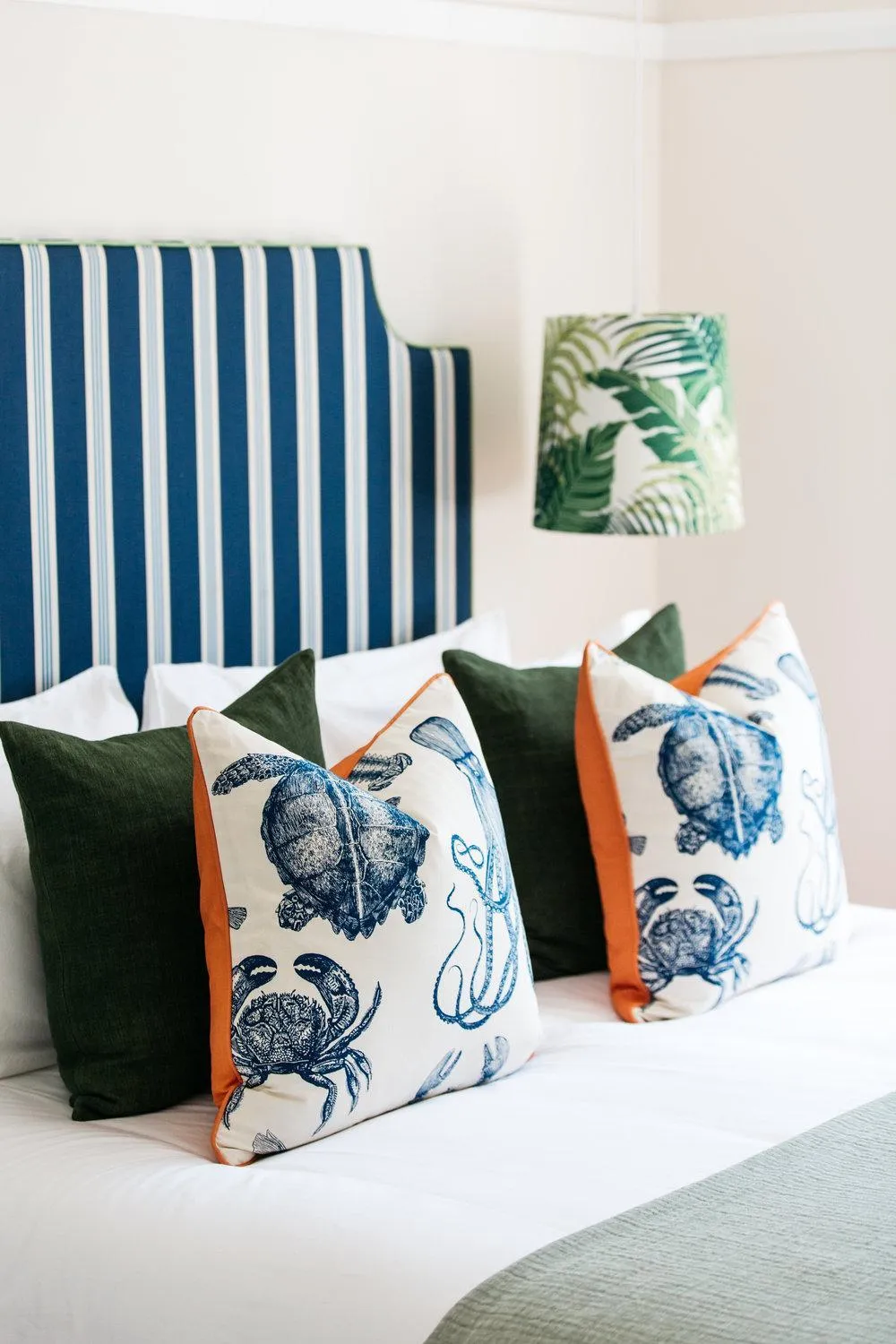 Bed in Barrenjoey House