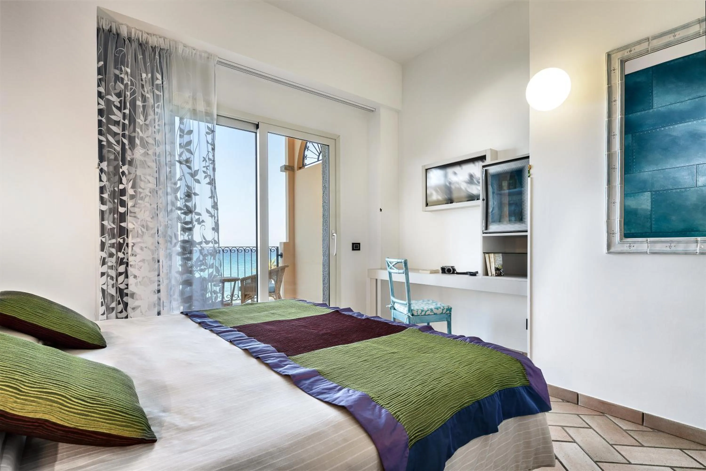 Sea view, Bed in Hotel Stella Maris