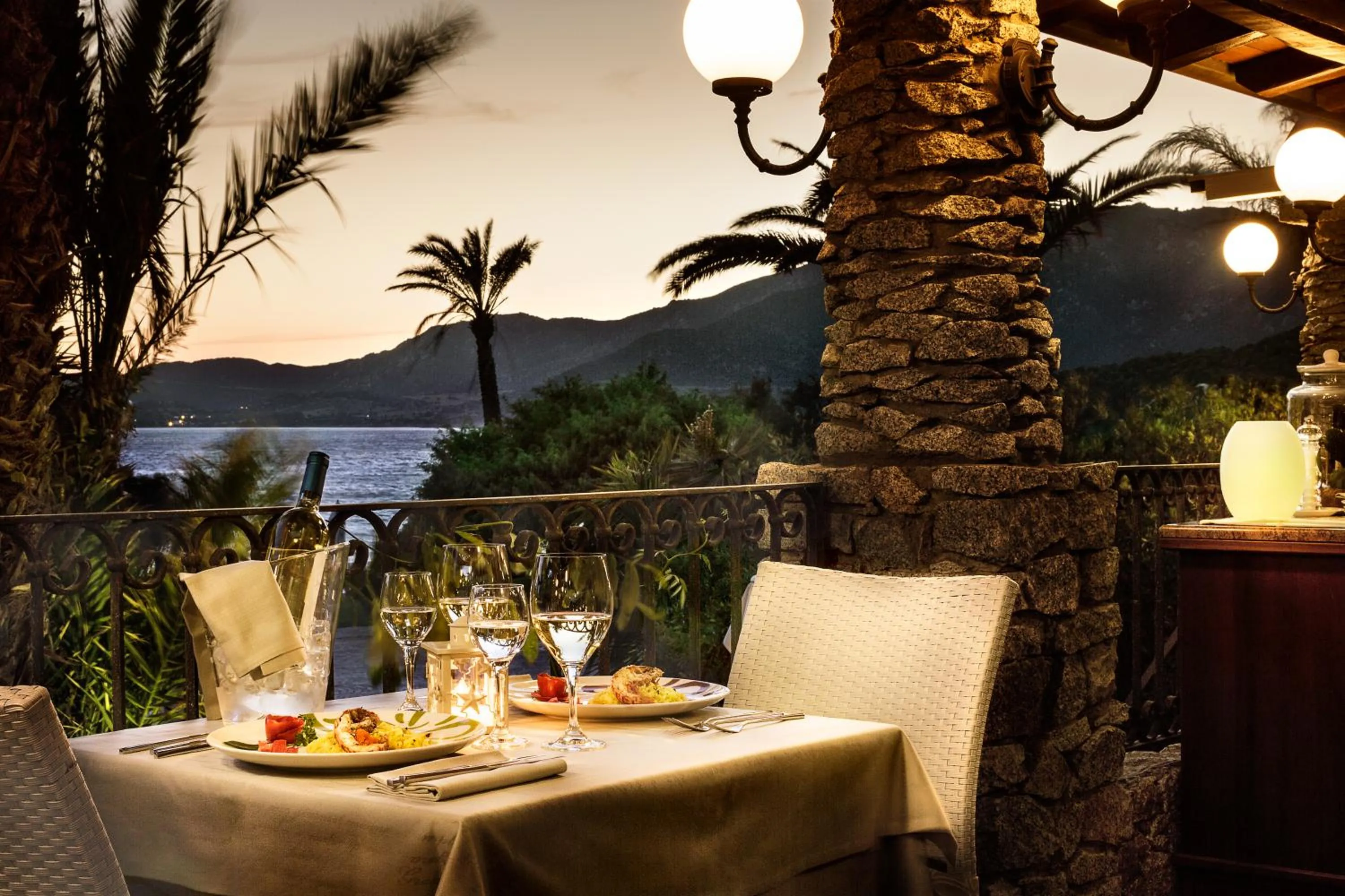 Restaurant/places to eat in Hotel Stella Maris