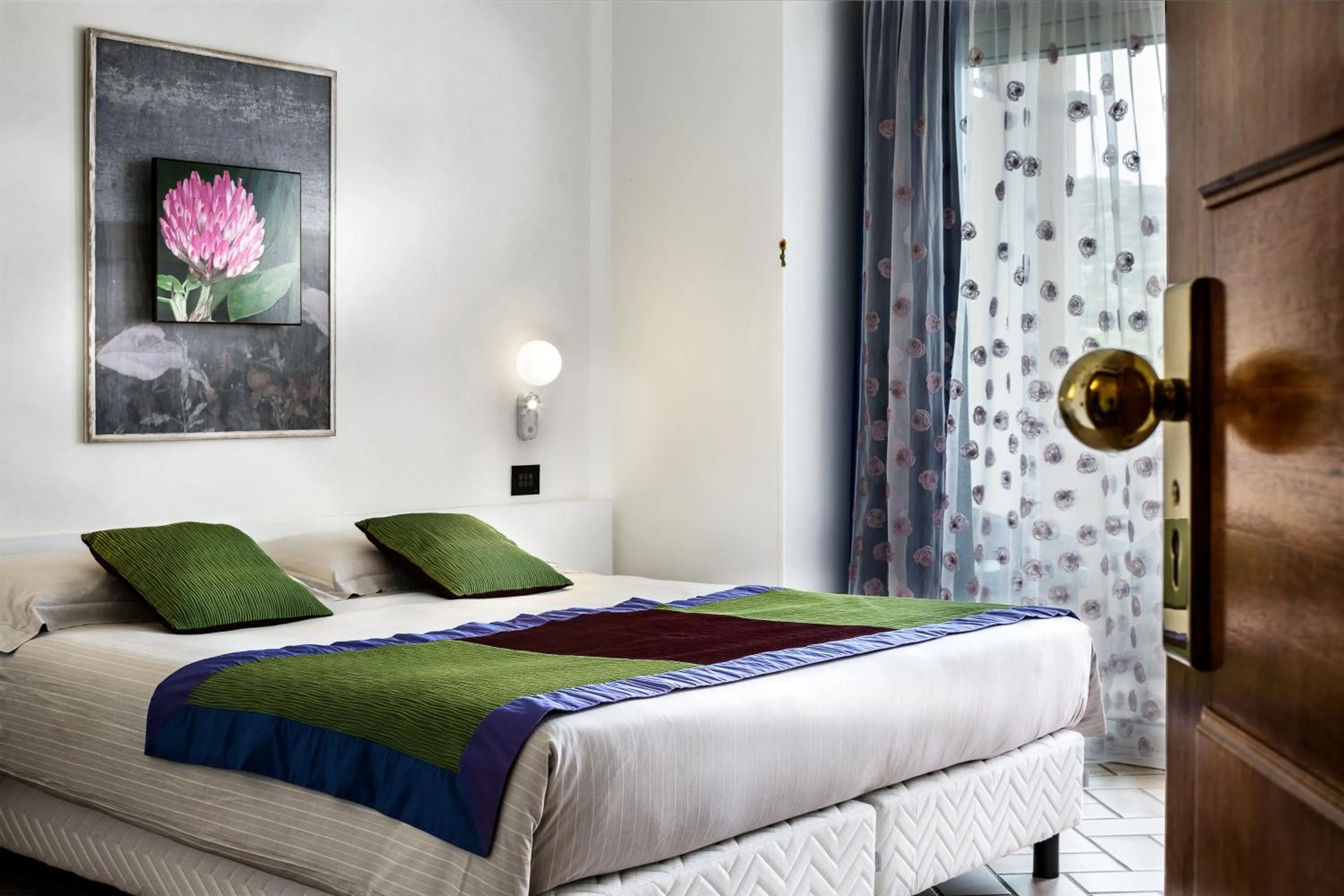 View (from property/room), Bed in Hotel Stella Maris