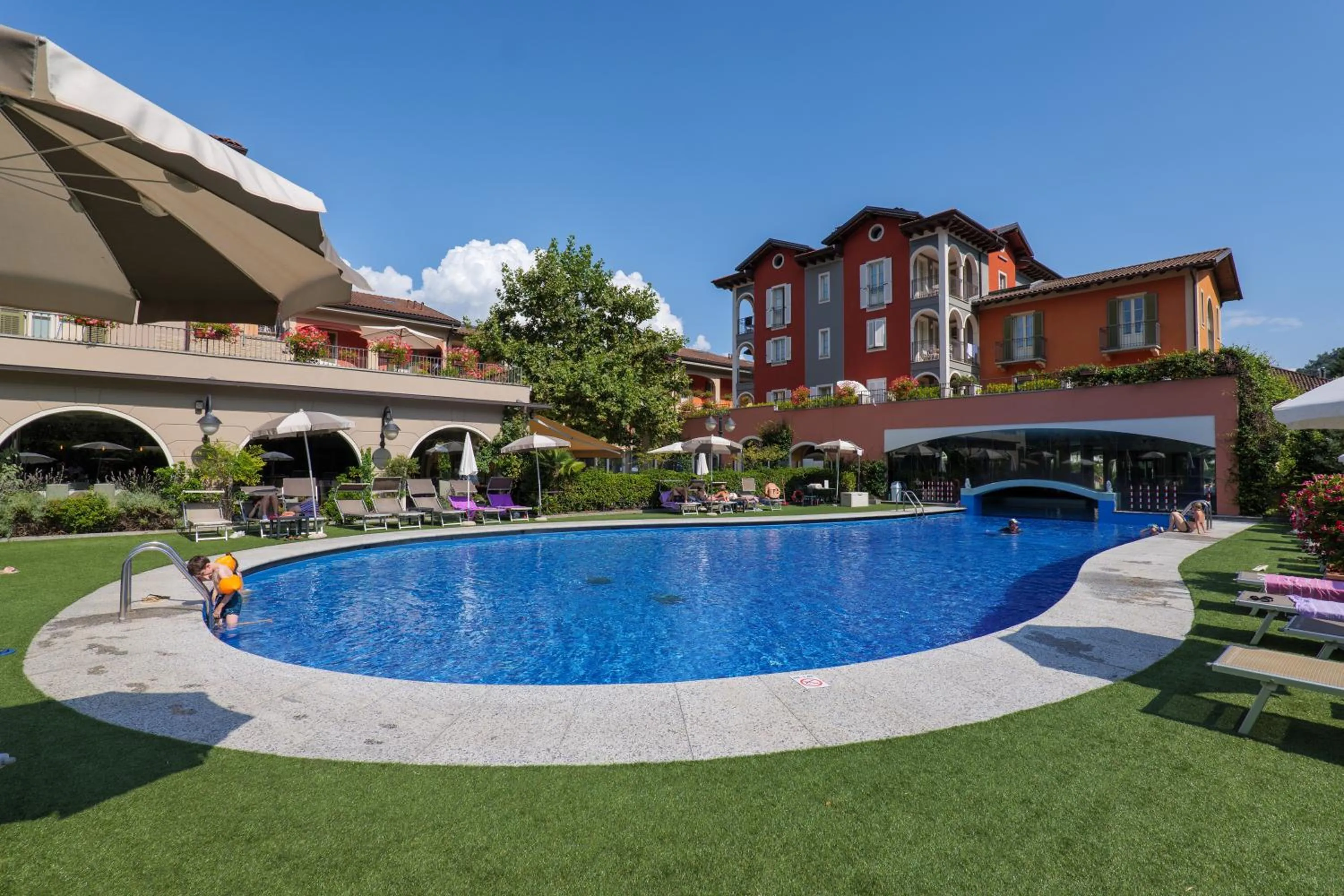 Swimming pool in Aquazzurra Resort & Aparthotel