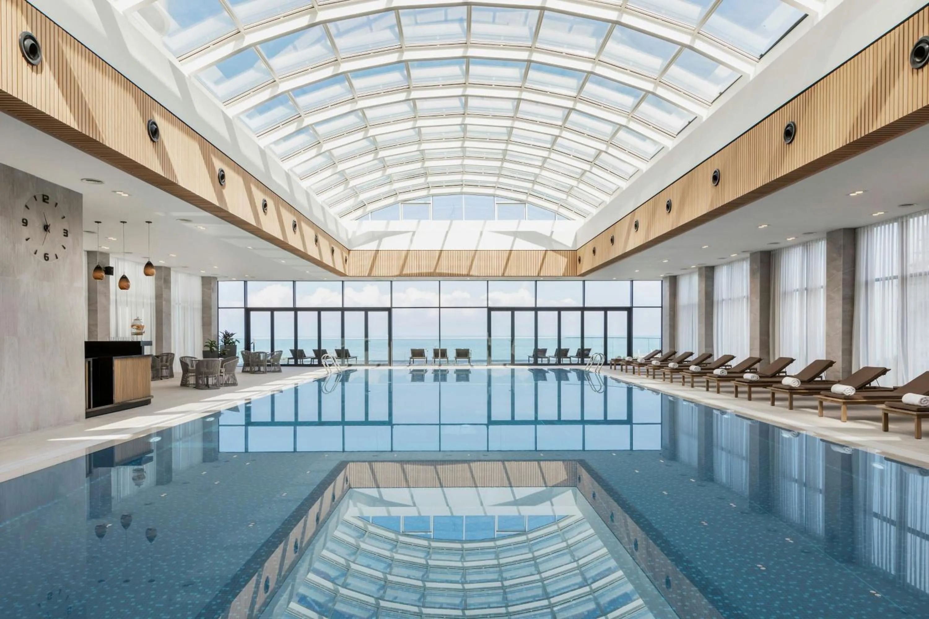 Swimming pool in Courtyard by Marriott Batumi