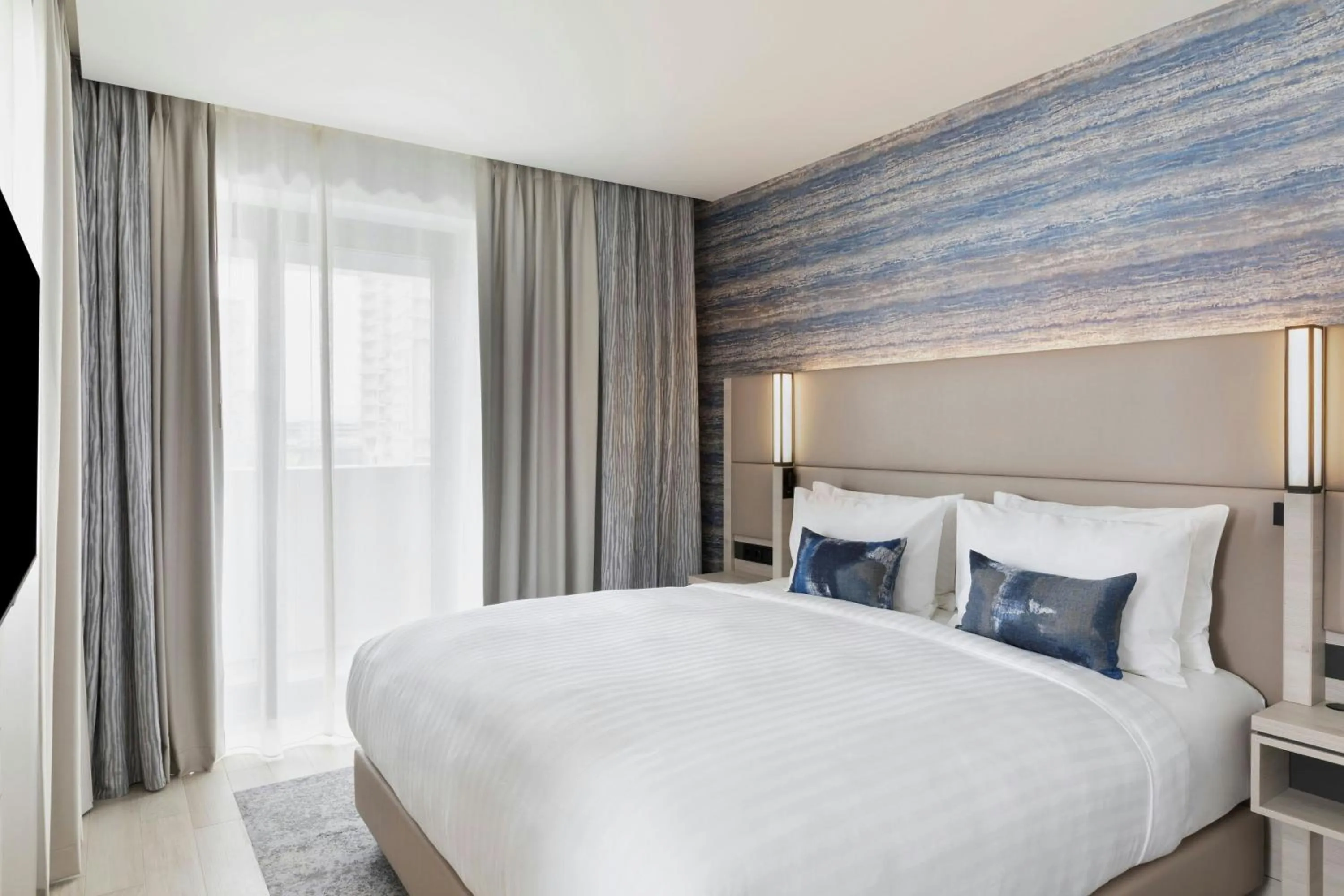 Bedroom, Bed in Courtyard by Marriott Batumi