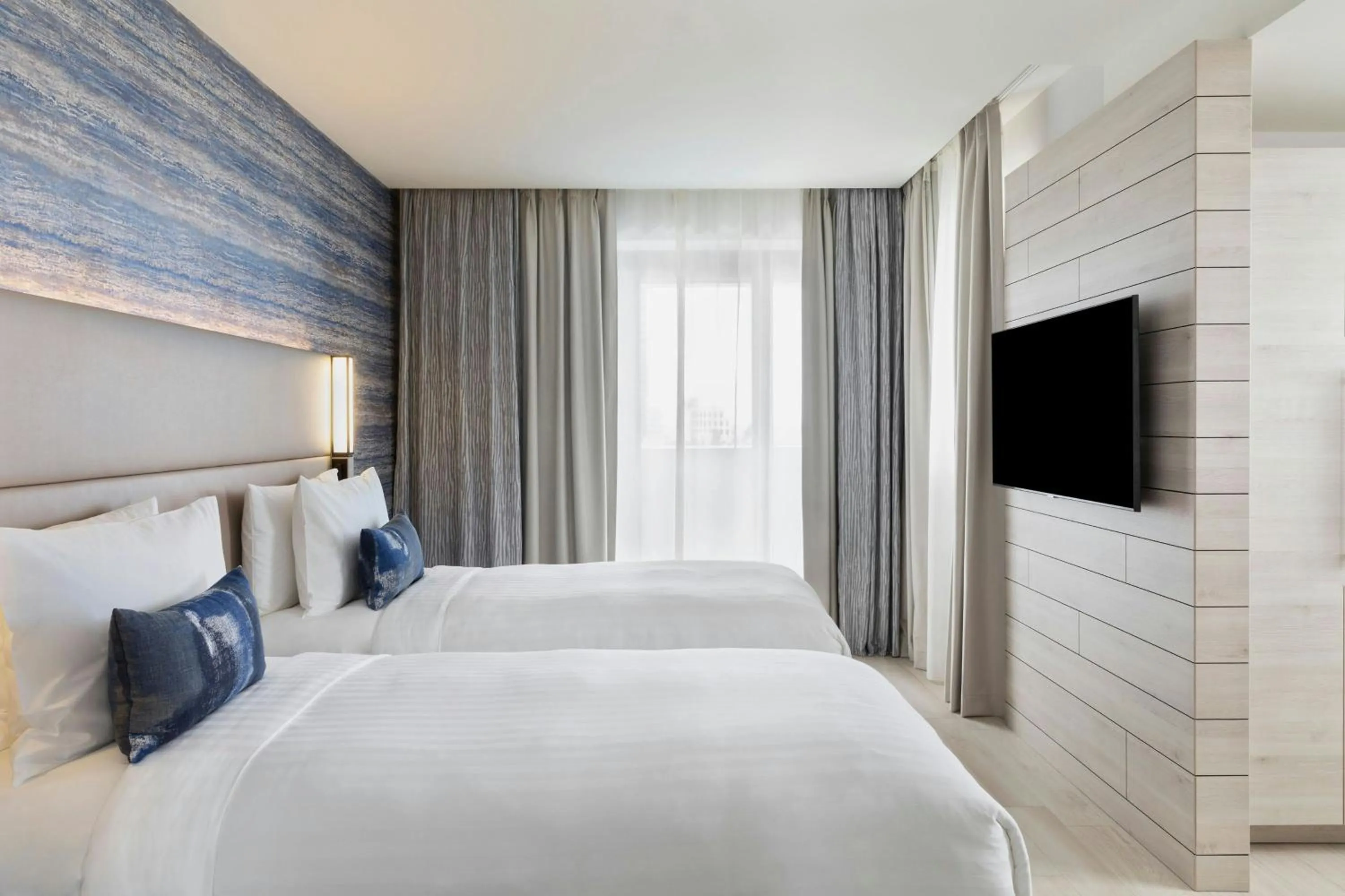 Bedroom, Bed in Courtyard by Marriott Batumi