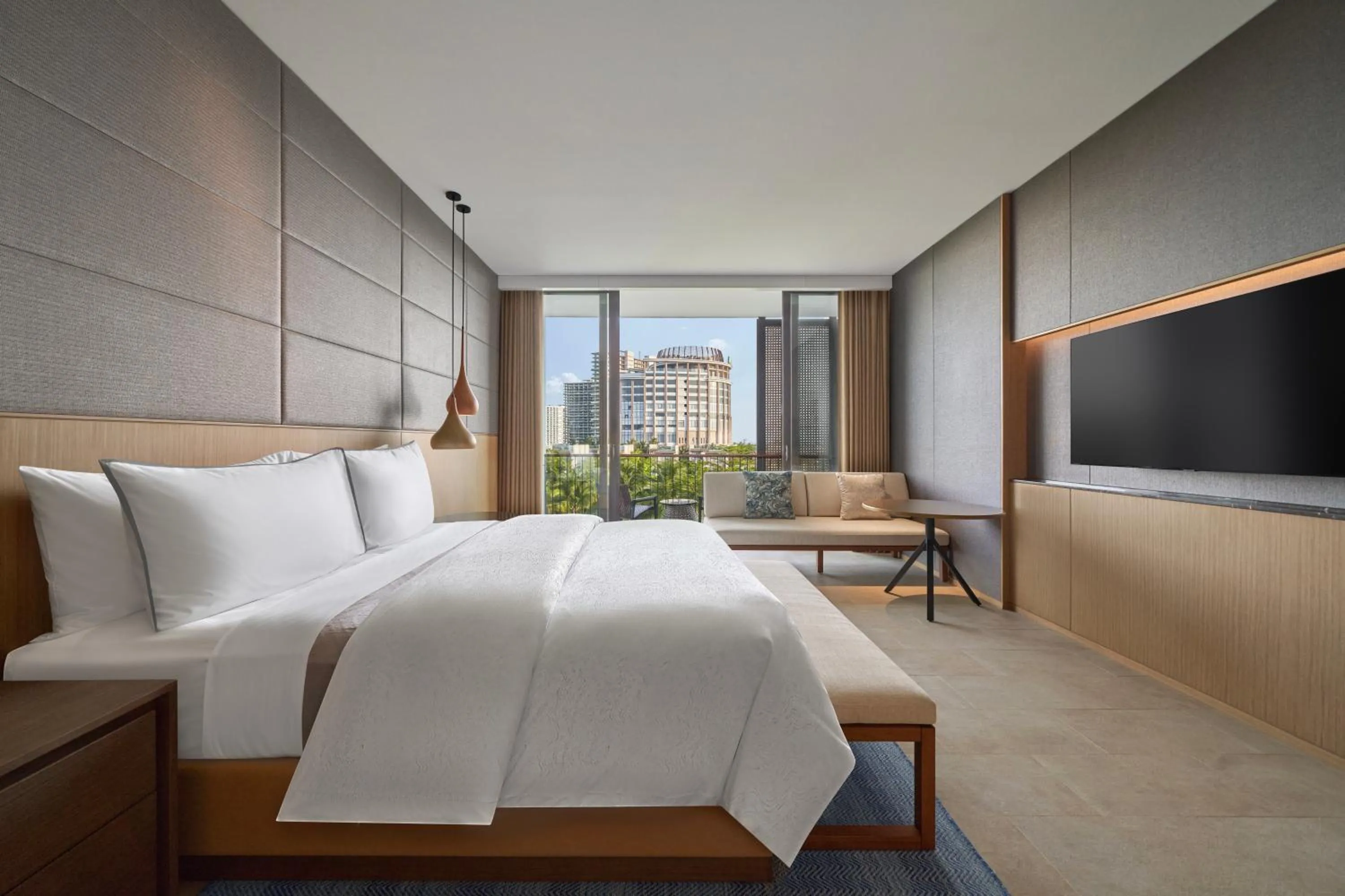 Bed in The Westin Resort & Spa Cam Ranh